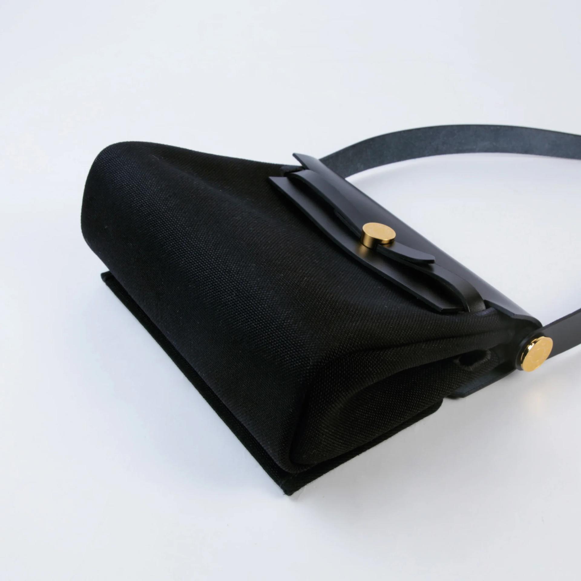 Brand New ( Rank N ) HERMÈS Herbag Zip Mini 20 Noir (89) Vache Hunter Toile H canvas Gold hardware G (2026) - 5