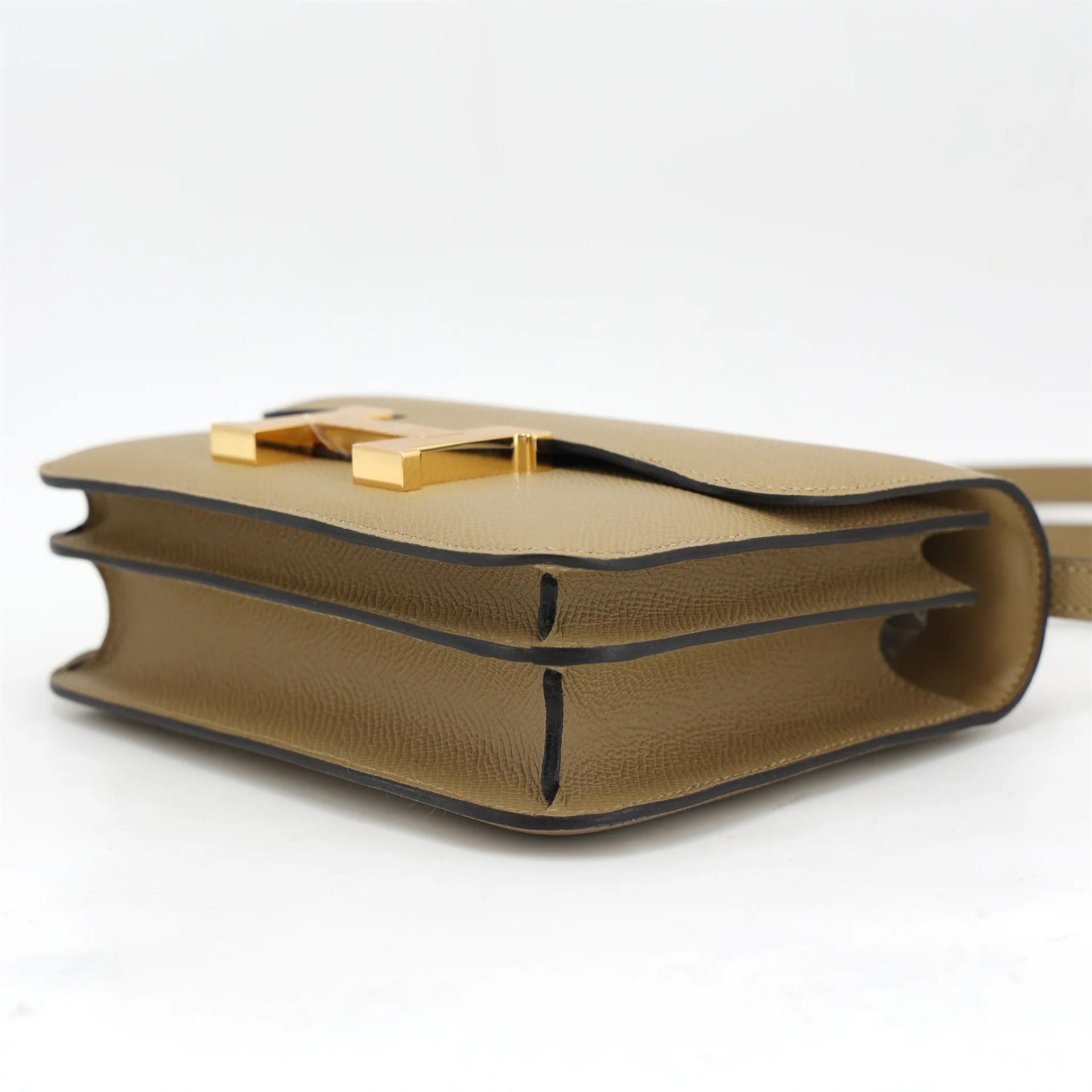 Brand New ( Rank N ) HERMÈS Constance Mini 19 Mirror Poussiere (1C) Epsom Gold hardware K (2025) - 5