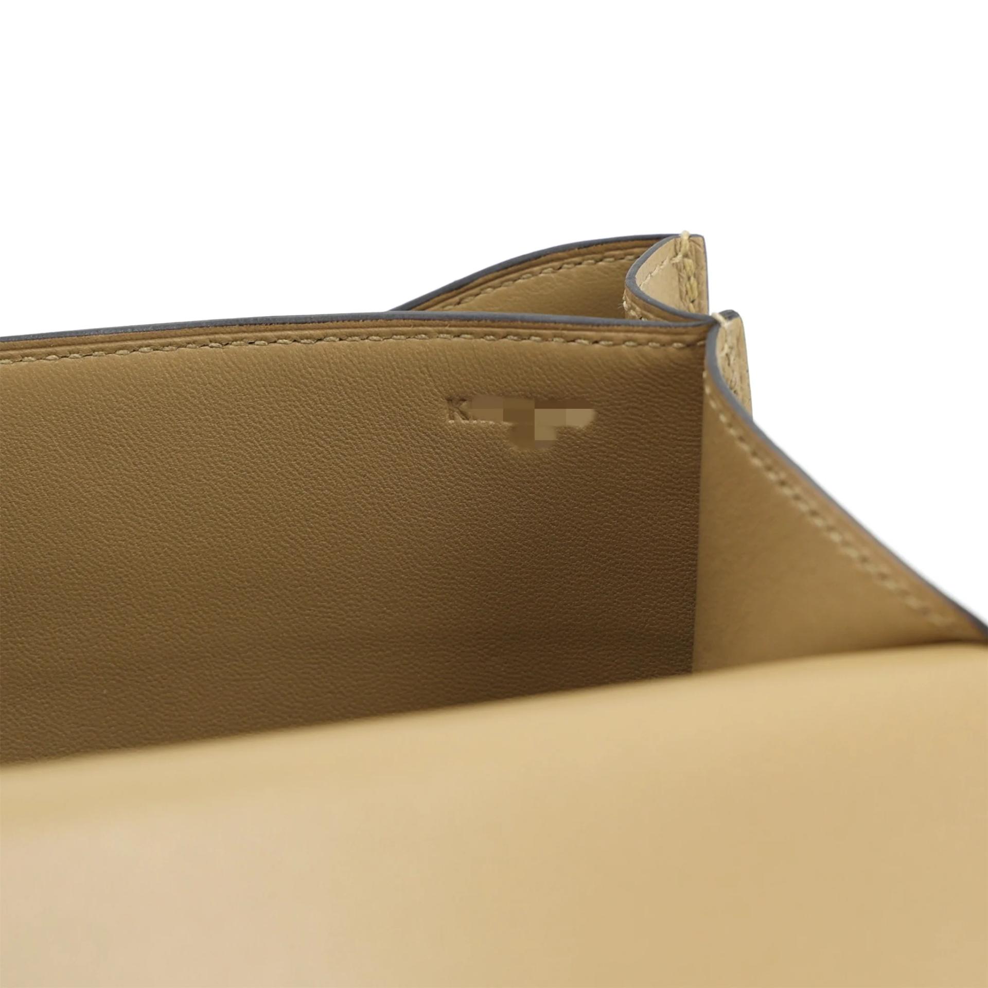 Brand New ( Rank N ) HERMÈS Constance Mini 19 Mirror Poussiere (1C) Epsom Gold hardware K (2025) - 17