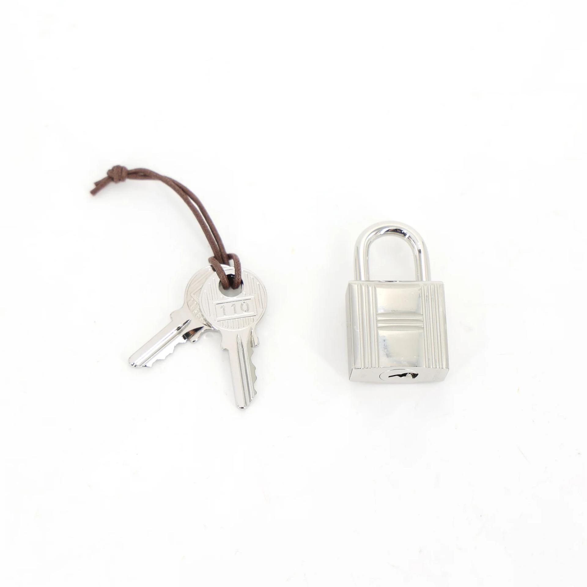Excellent ( Rank SA ) HERMÈS Picotin Lock PM Rose Sakura (3Q) Clemence Palladium hardware U (2022) - 15
