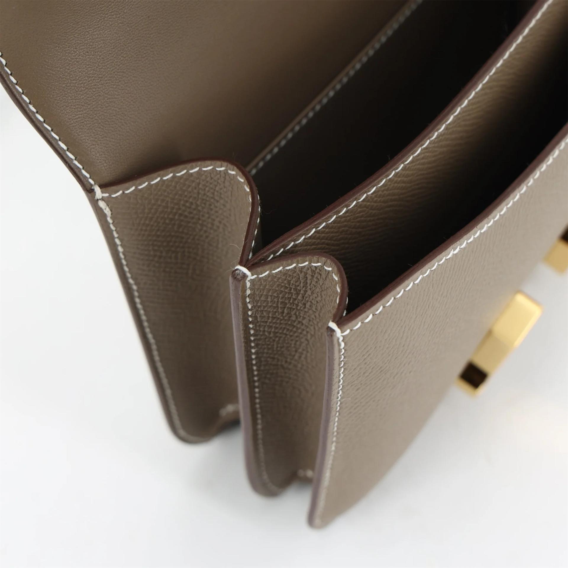 Brand New ( Rank N ) HERMÈS Constance Mini 19 Mirror Etoupe (18) Epsom Gold hardware K (2025) - 15