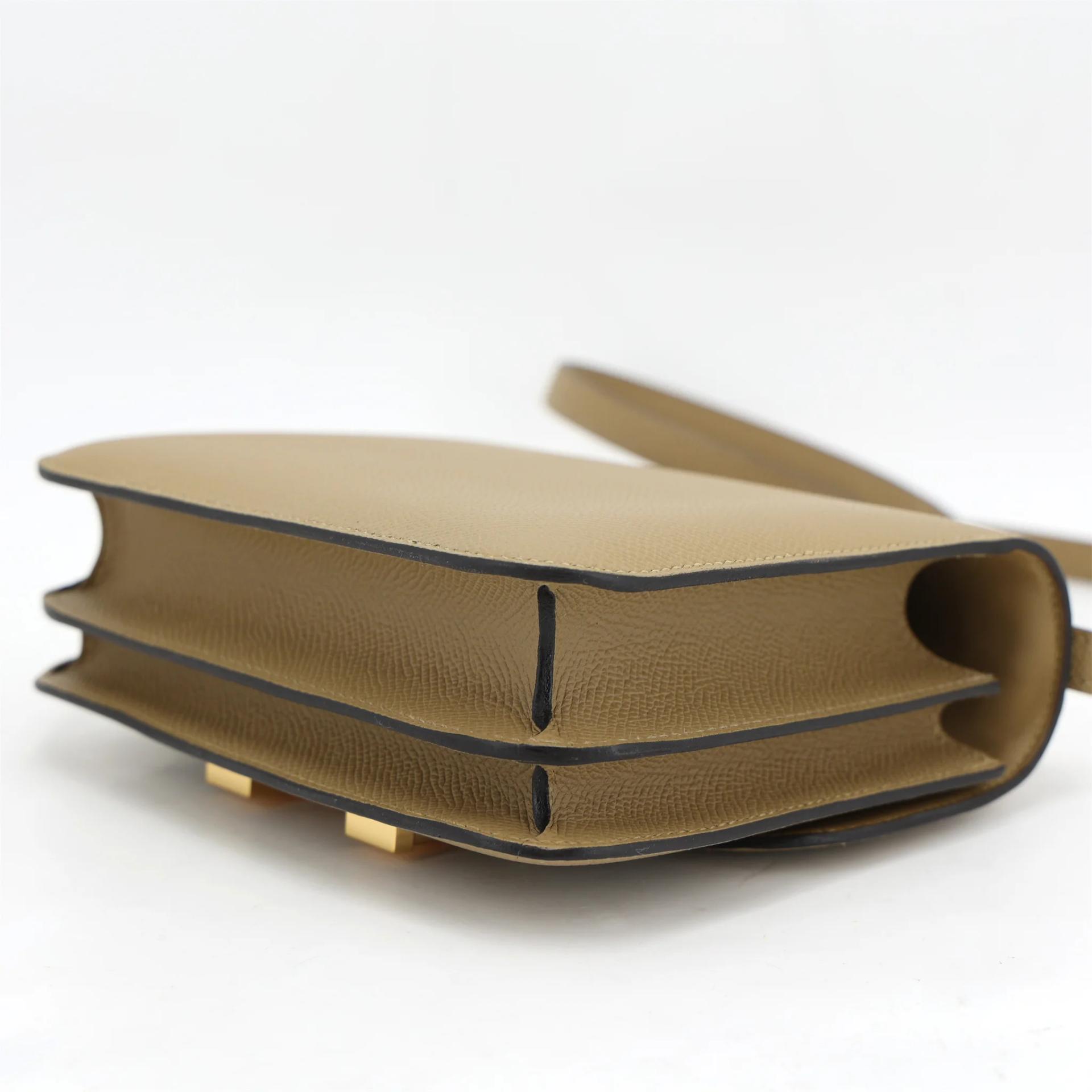 Brand New ( Rank N ) HERMÈS Constance Mini 19 Mirror Poussiere (1C) Epsom Gold hardware K (2025) - 7