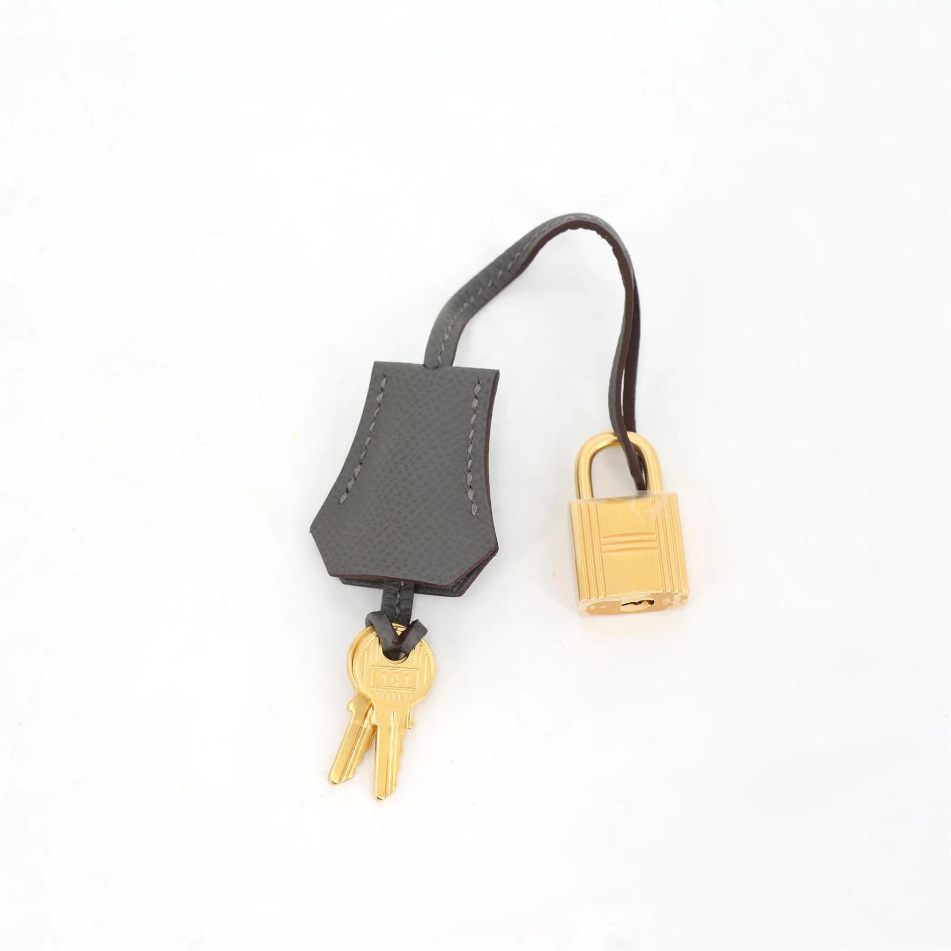 全新 HERMÈS 愛馬仕 馬蹄印定制 Birkin 25 外縫 10 奶昔白 Craie 0L Gris Meyer 積雨雲灰 Epsom牛皮 拉絲金扣 K刻 2025年 - 17