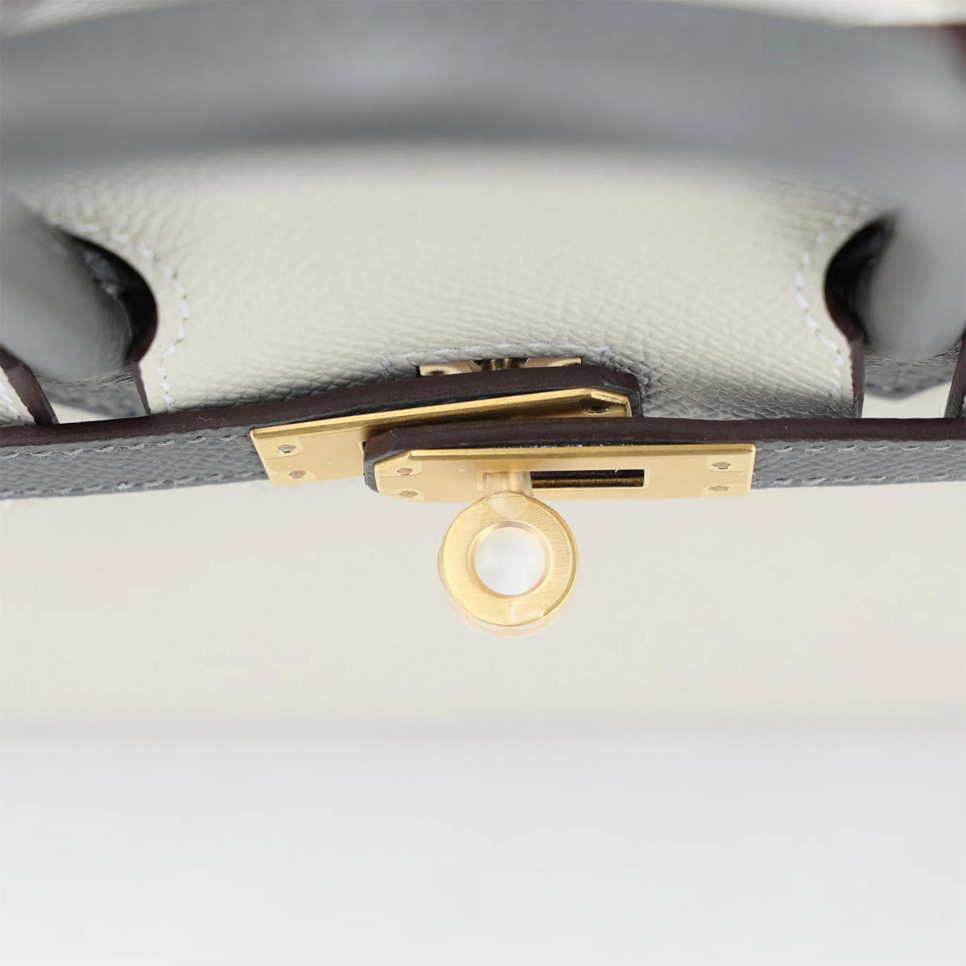全新 HERMÈS 愛馬仕 馬蹄印定制 Birkin 25 外縫 10 奶昔白 Craie 0L Gris Meyer 積雨雲灰 Epsom牛皮 拉絲金扣 K刻 2025年 - 9