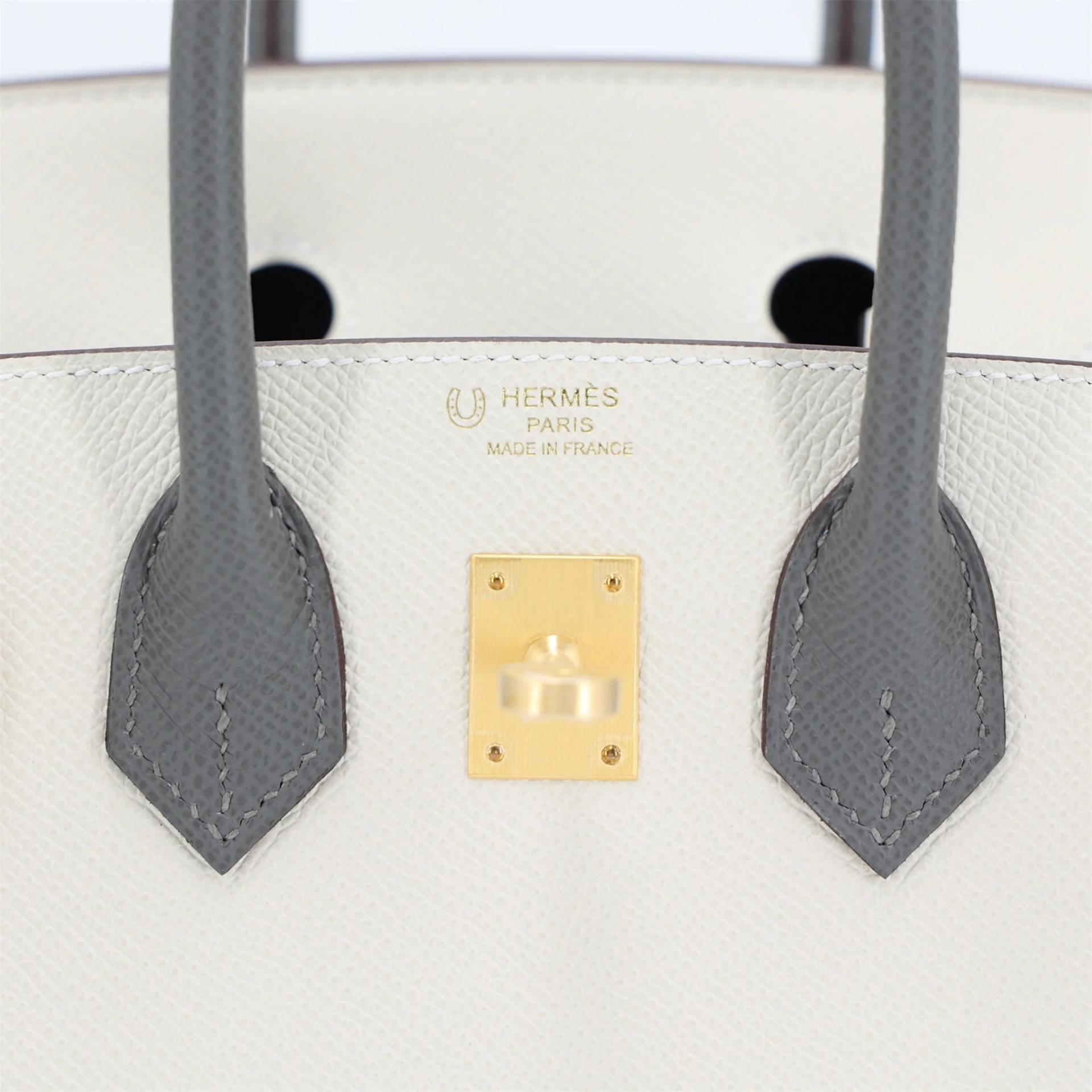 全新 HERMÈS 愛馬仕 馬蹄印定制 Birkin 25 外縫 10 奶昔白 Craie 0L Gris Meyer 積雨雲灰 Epsom牛皮 拉絲金扣 K刻 2025年 - 10