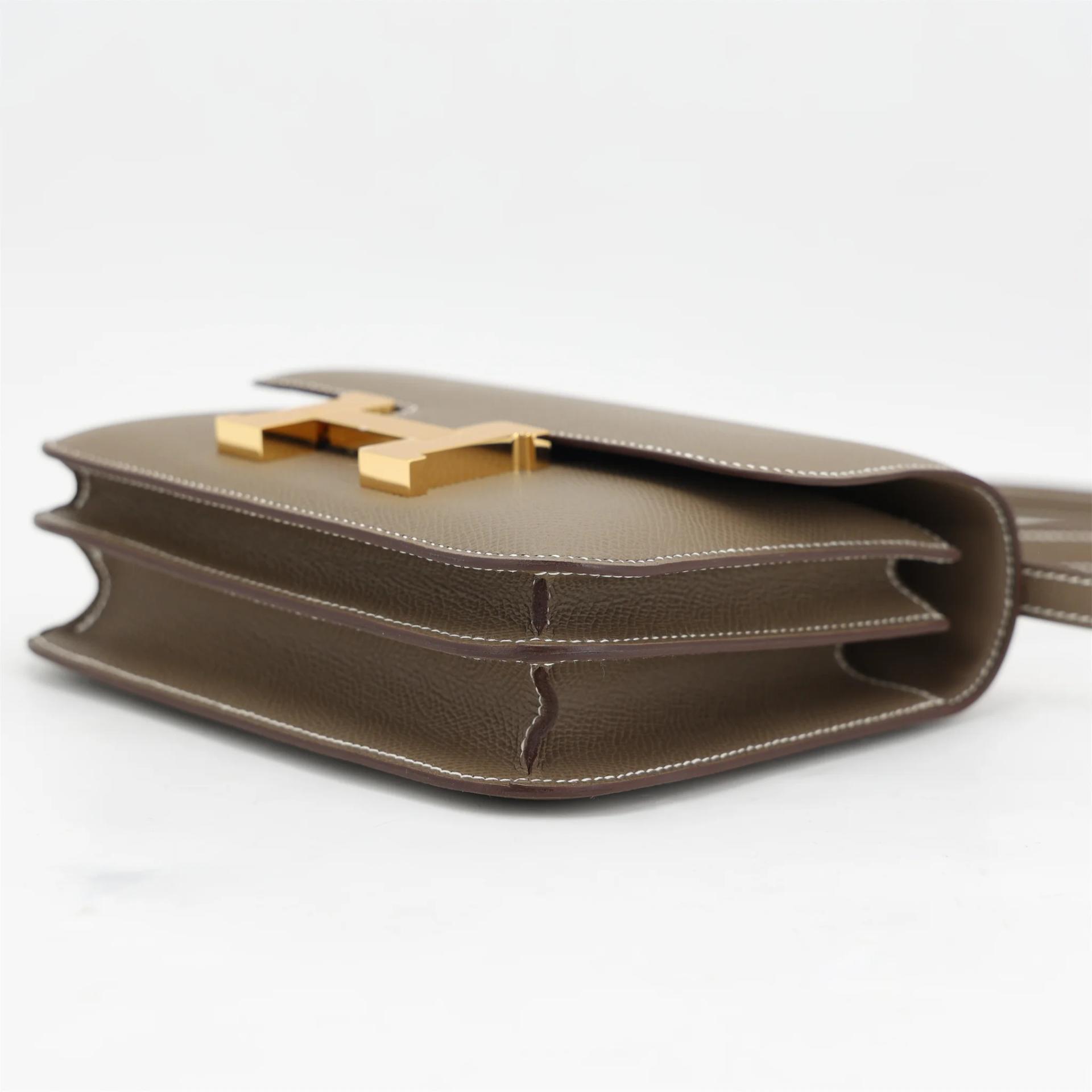 Brand New ( Rank N ) HERMÈS Constance Mini 19 Mirror Etoupe (18) Epsom Gold hardware K (2025) - 5