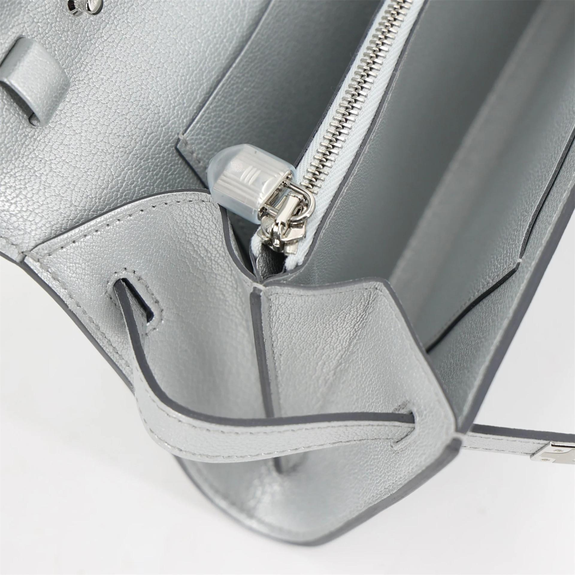 Brand New ( Rank N ) HERMÈS Kelly To Go Wallet Argent (05) Chamkilight Palladium hardware K (2025) - 14