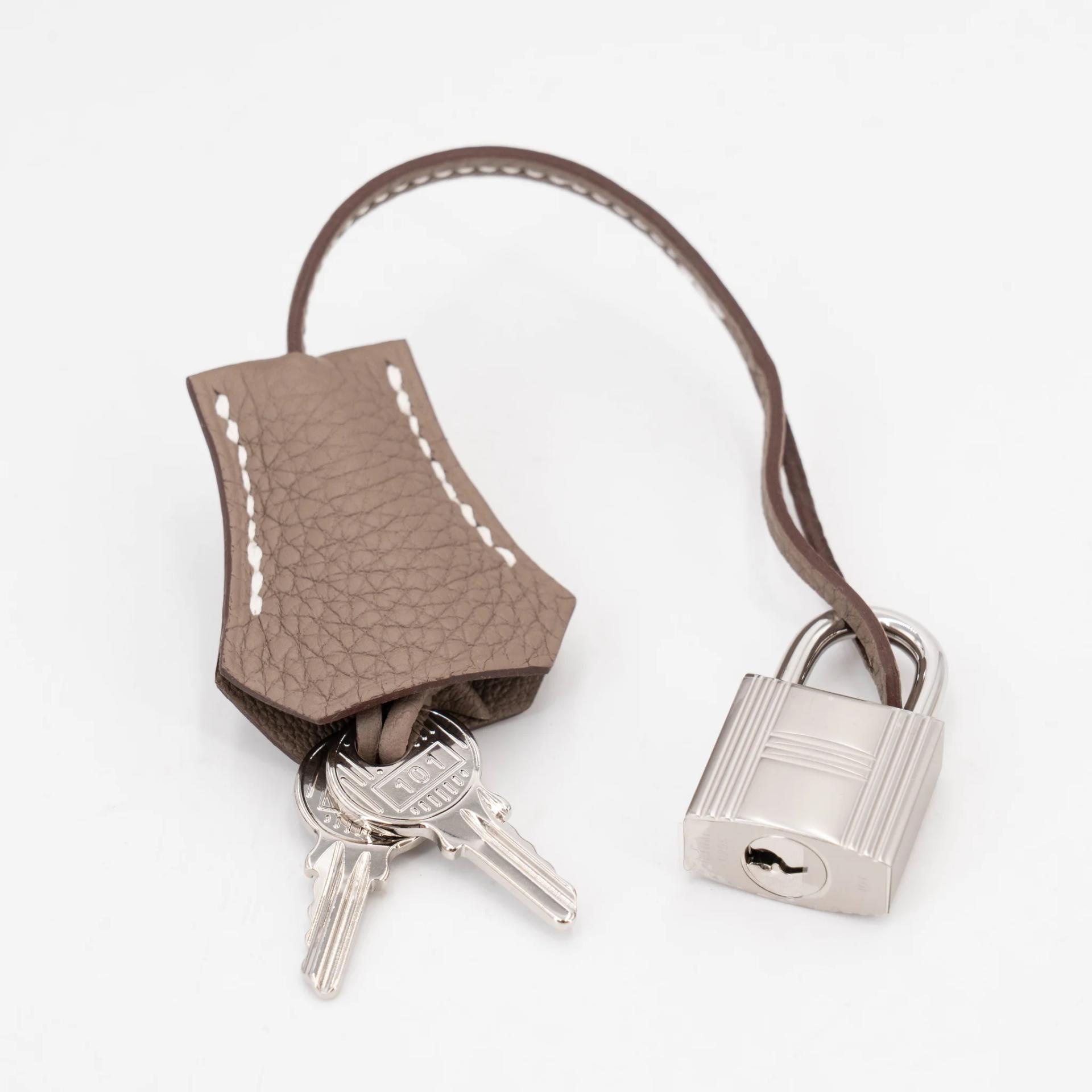 Brand New ( Rank N ) HERMÈS Kelly 25 Etoupe (18) Togo Palladium hardware G (2026) - 15