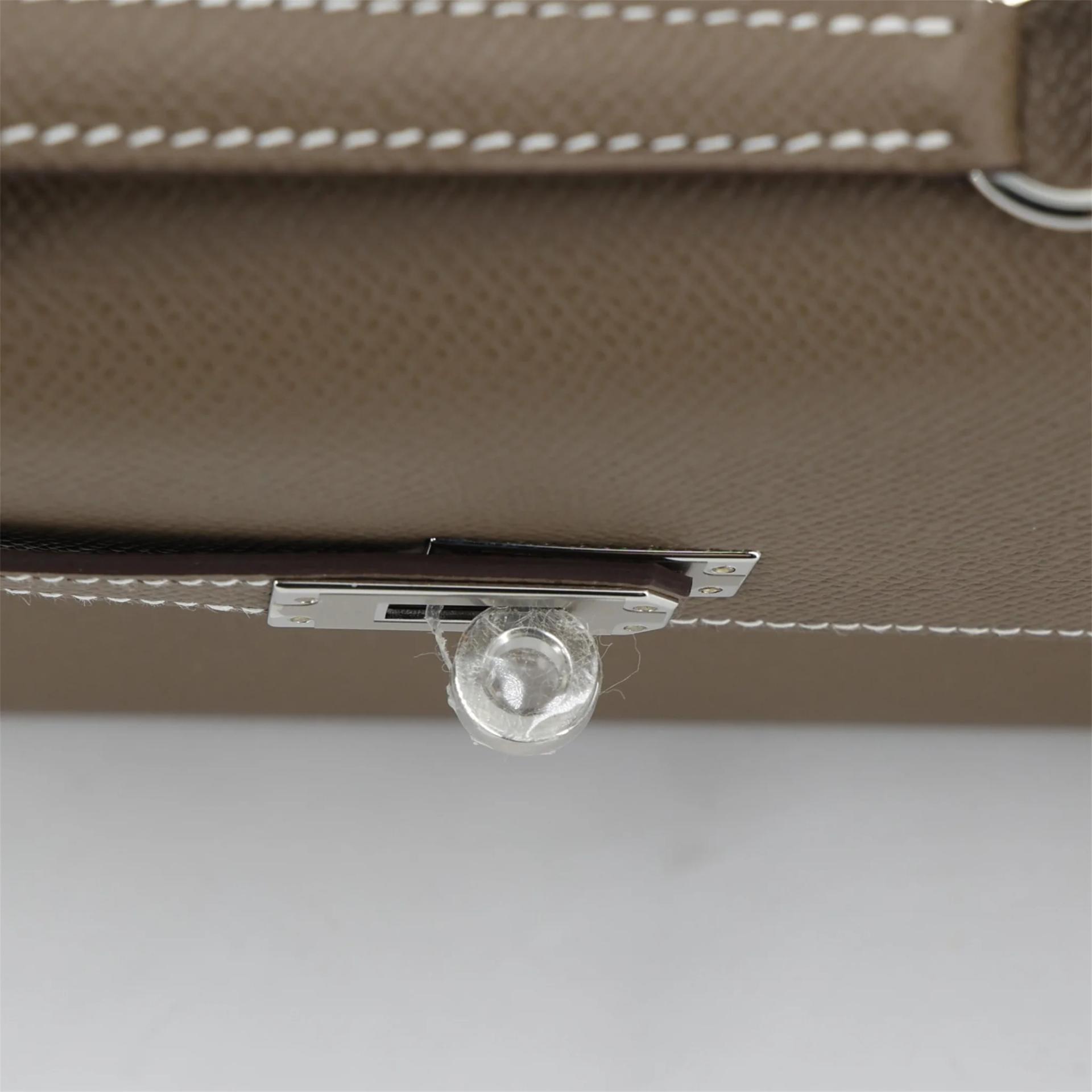 未使用保存品 HERMÈS 愛馬仕 限量收藏款 Kelly 20 en Desordre 18 大象灰 Etoupe Epsom牛皮 銀扣 U刻 2022年 - 10