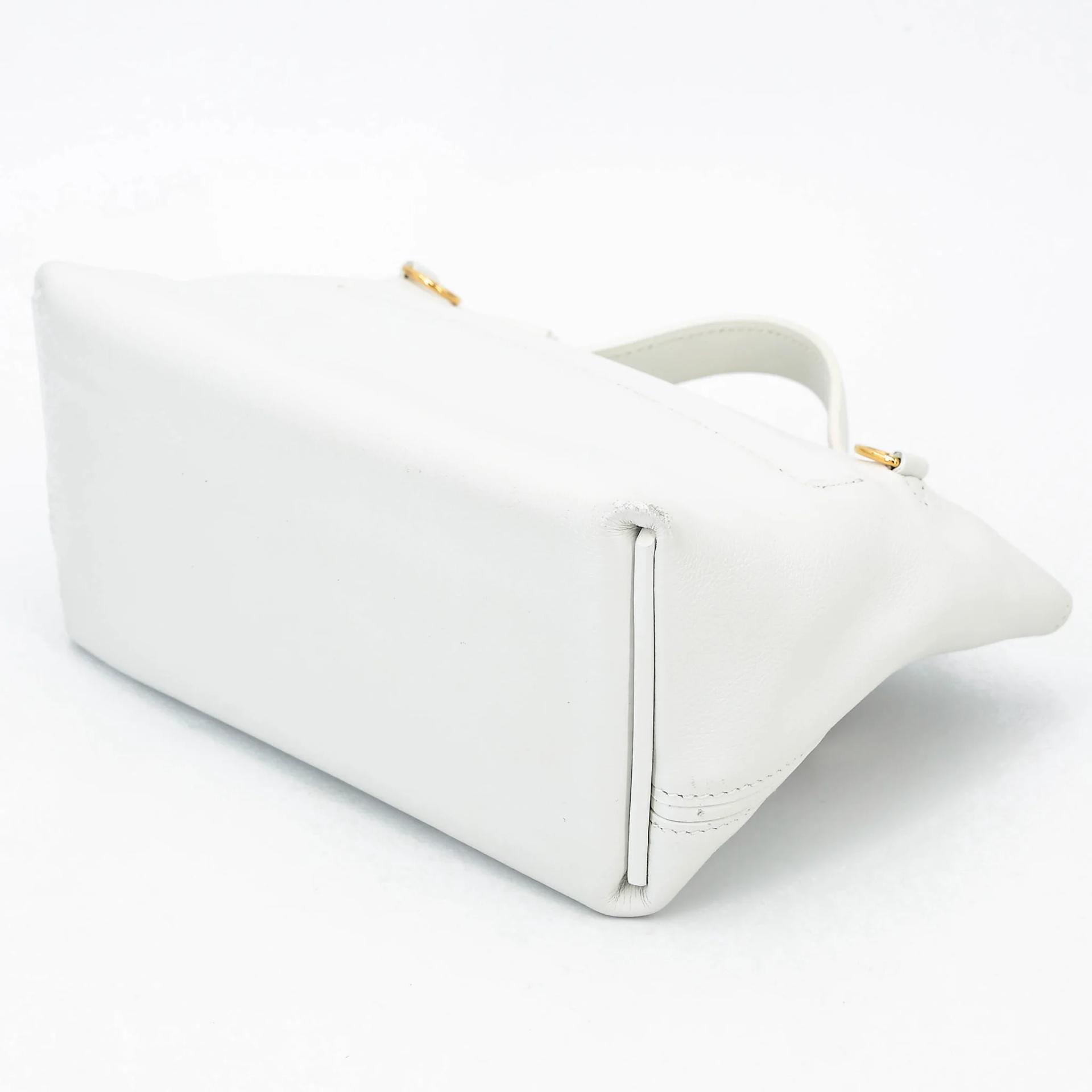 Very Good ( Rank A) HERMÈS 24/24 - 21 mini White (01) Evercolor Swift Gold hardware W (2024) - 6