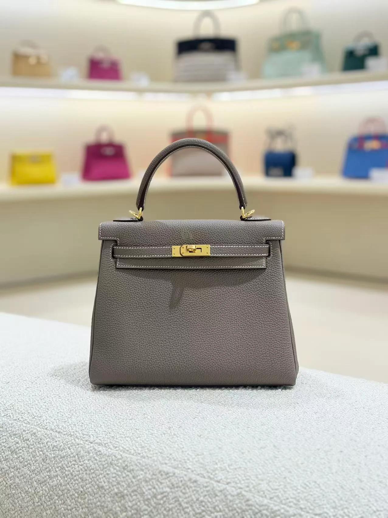 Brand New ( Rank N ) HERMÈS Kelly 25 Etoupe (18) Togo Gold hardware G (2026) - 3