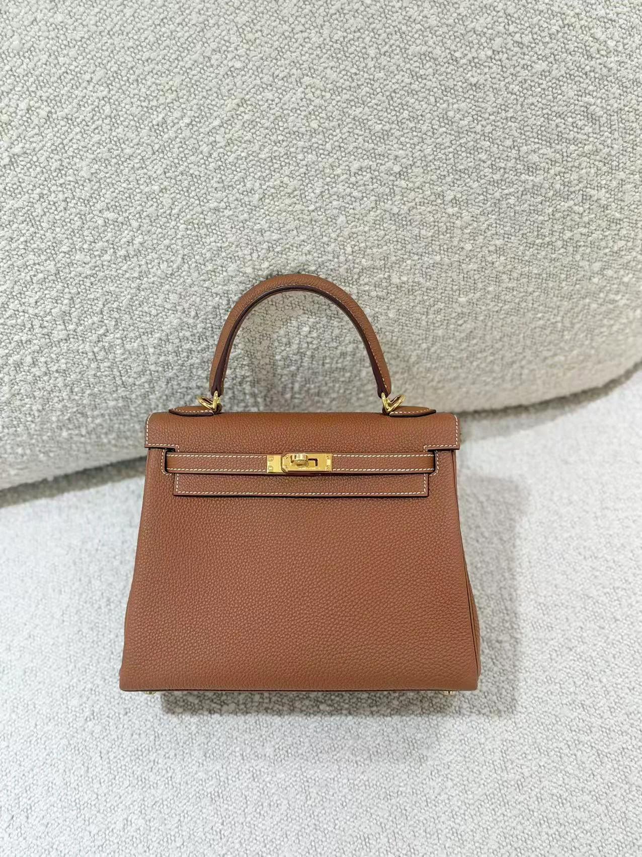 Unused ( Rank NS ) HERMÈS Kelly 25 Gold (37) Togo Gold hardware K (2025) - 3