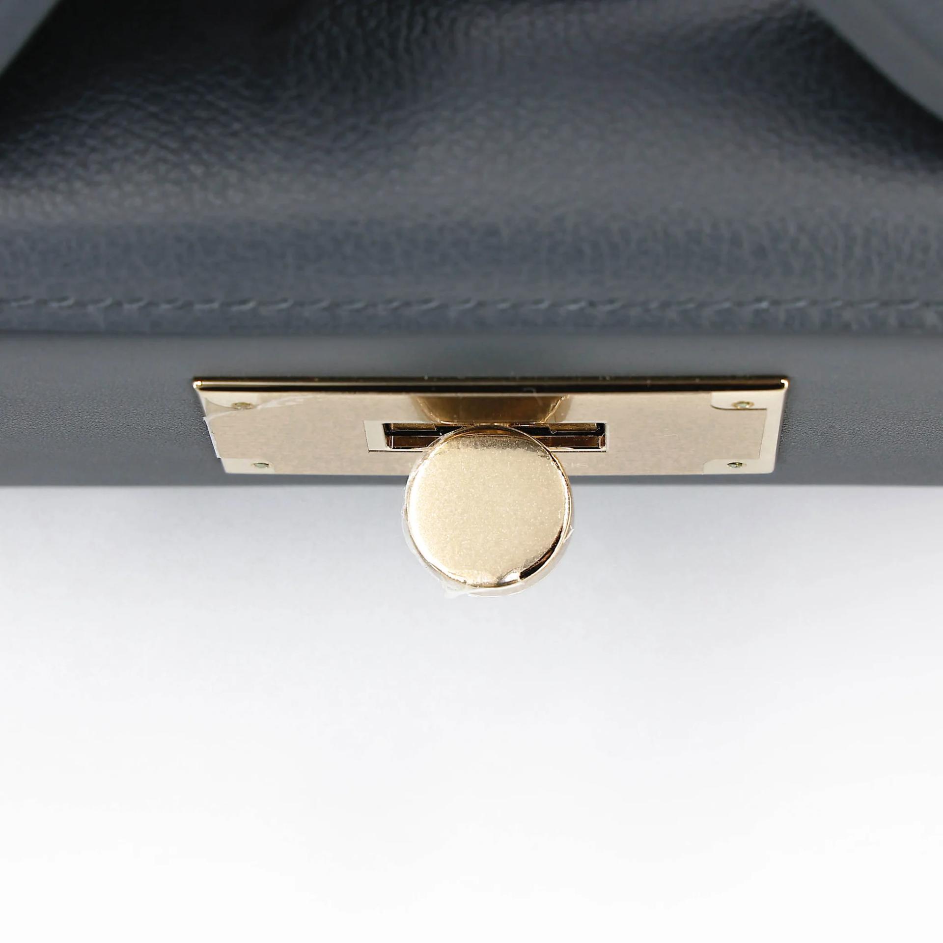 Unused ( Rank NS ) HERMÈS 24/24 - 21 mini Gris misty (H0) Evercolor Swift Permabrass hardware W (2024) - 9