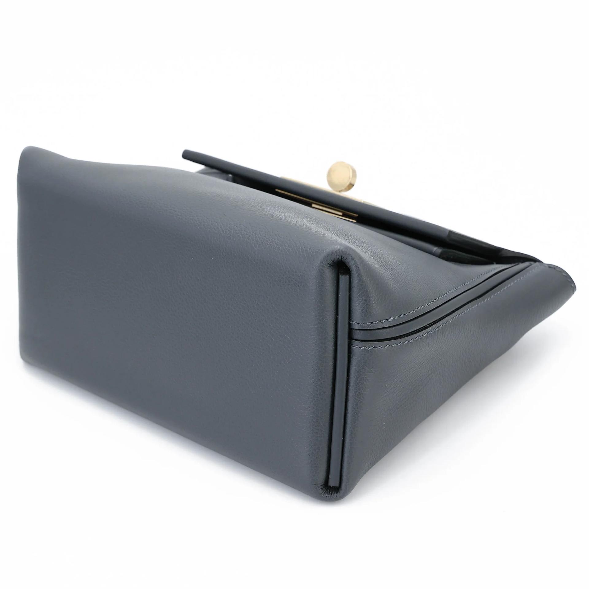 Unused ( Rank NS ) HERMÈS 24/24 - 21 mini Gris misty (H0) Evercolor Swift Permabrass hardware W (2024) - 4