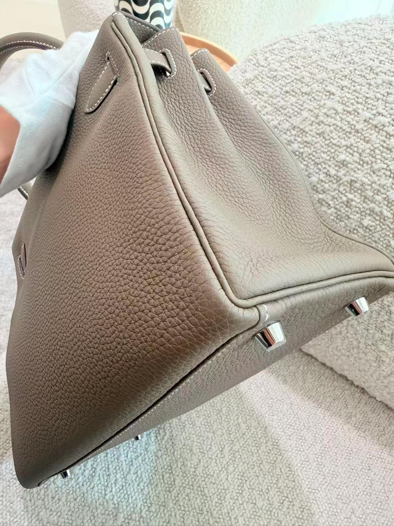 Excellent ( Rank SA ) HERMÈS Kelly 28 Etoupe (18) Togo Palladium hardware U (2022) - 15