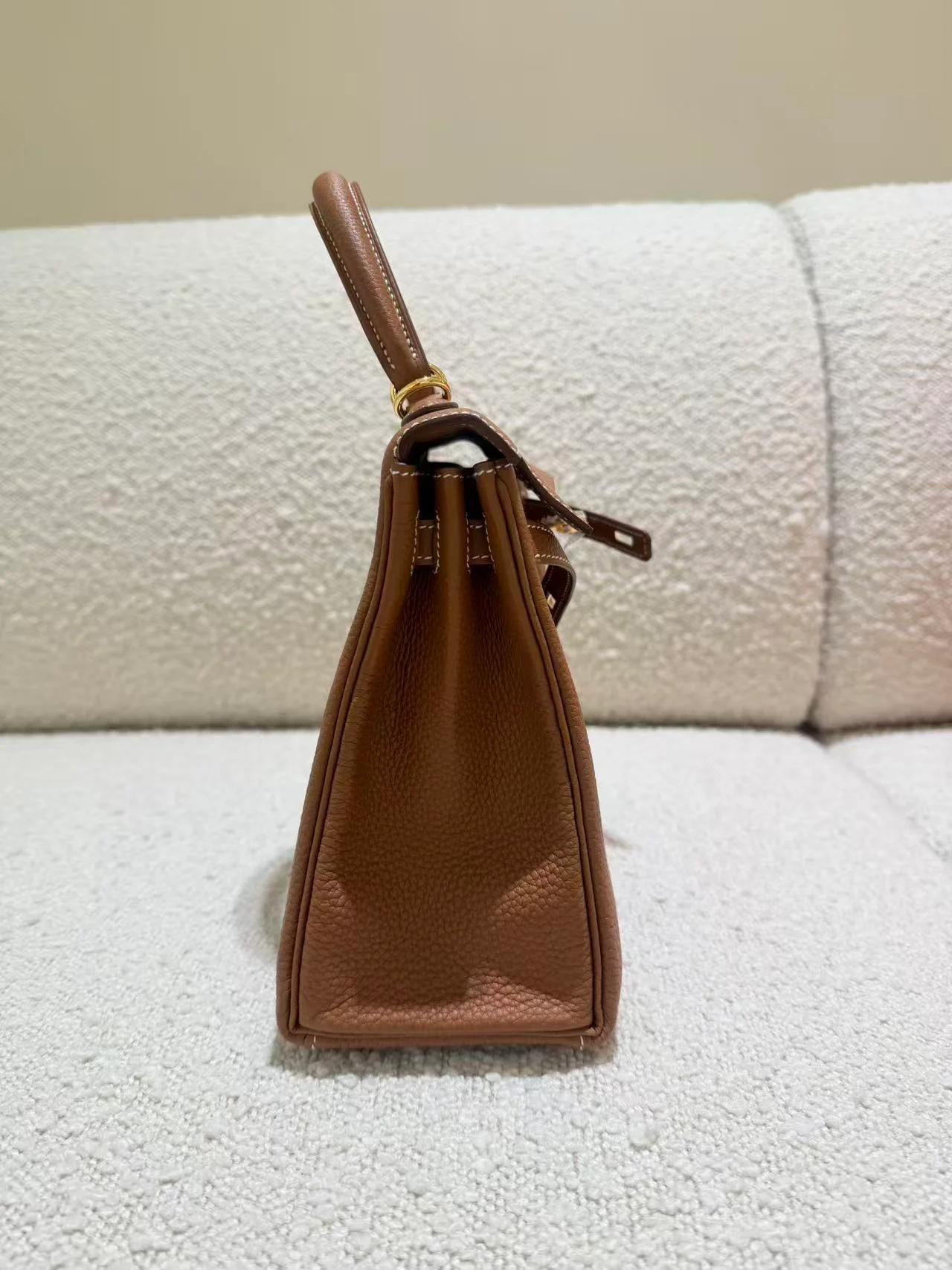 Unused ( Rank NS ) HERMÈS Kelly 25 Gold (37) Togo Gold hardware K (2025) - 13