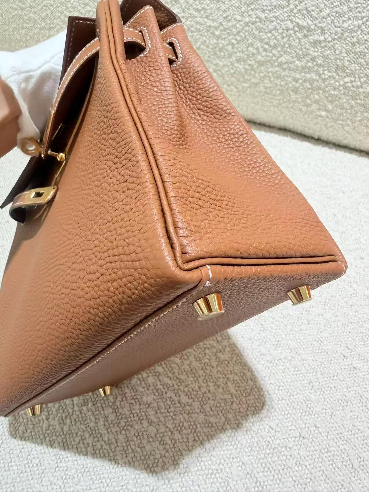 Unused ( Rank NS ) HERMÈS Kelly 25 Gold (37) Togo Gold hardware K (2025) - 9