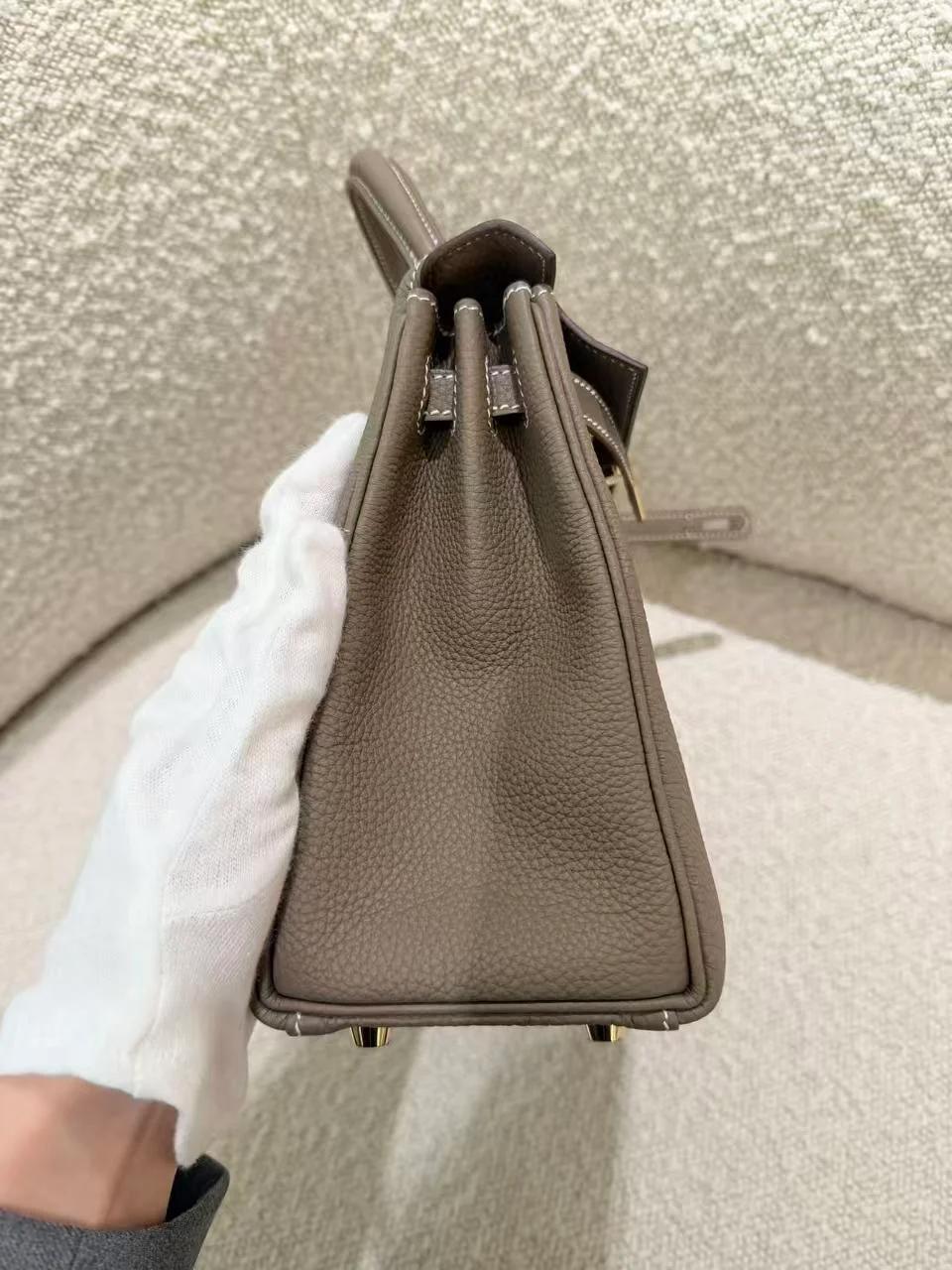 Brand New ( Rank N ) HERMÈS Kelly 25 Etoupe (18) Togo Gold hardware G (2026) - 11