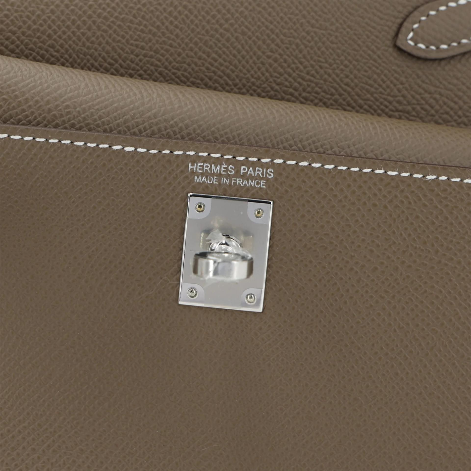 未使用保存品 HERMÈS 愛馬仕 限量收藏款 Kelly 20 en Desordre 18 大象灰 Etoupe Epsom牛皮 銀扣 U刻 2022年 - 16