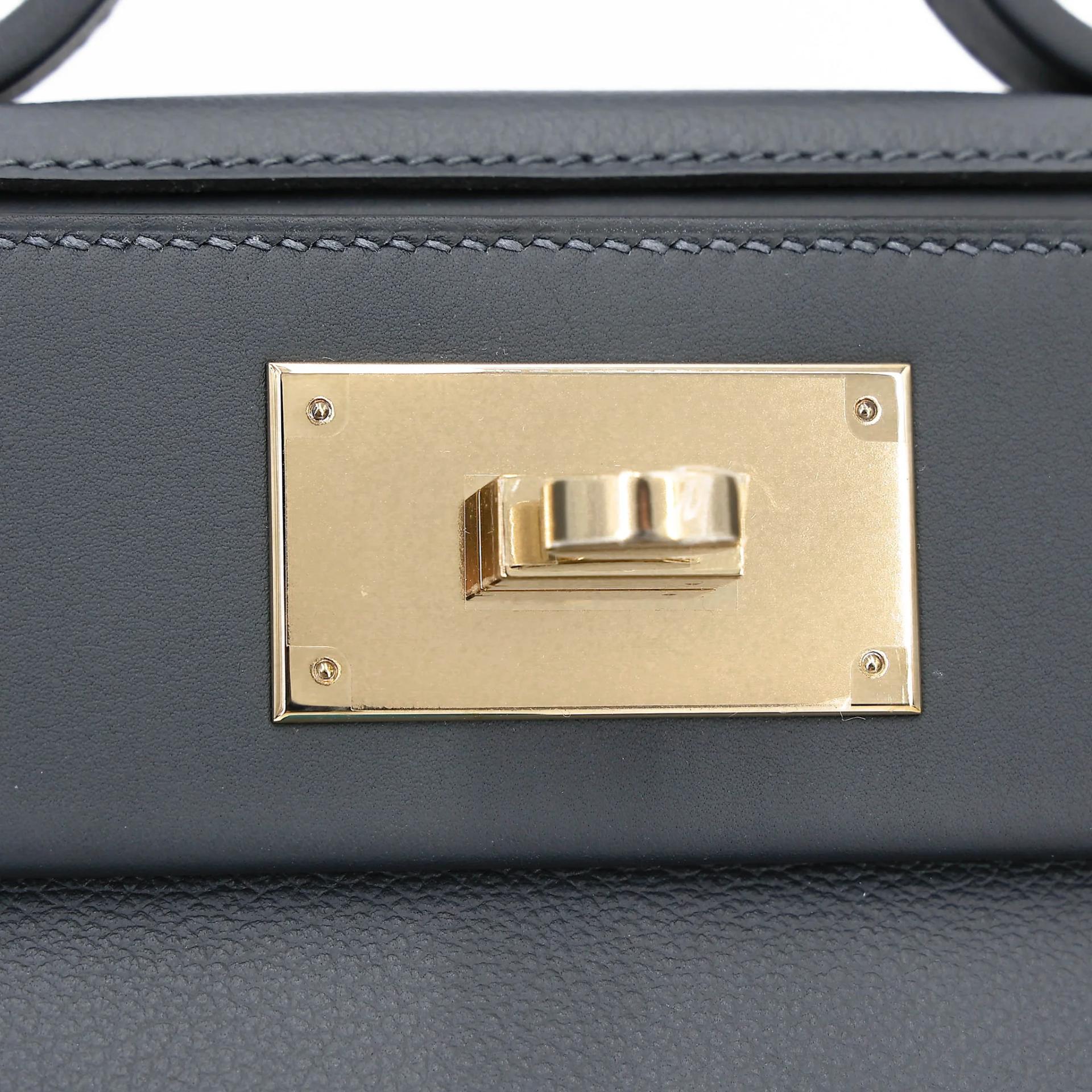 Unused ( Rank NS ) HERMÈS 24/24 - 21 mini Gris misty (H0) Evercolor Swift Permabrass hardware W (2024) - 13