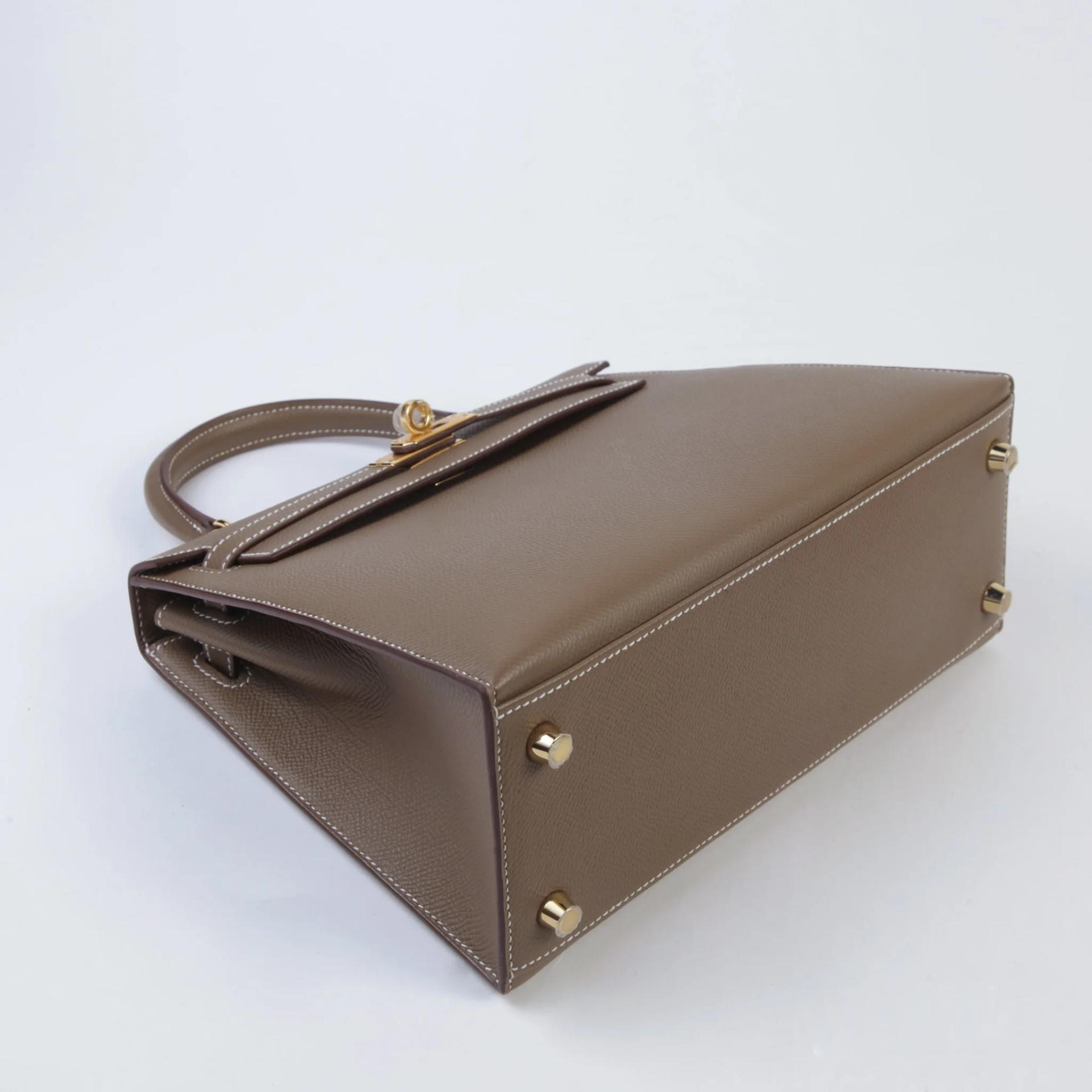 全新 HERMÈS 爱马仕 Kelly 25 外缝 18 大象灰 Etoupe Epsom牛皮 金扣 G刻 2026年 - 4