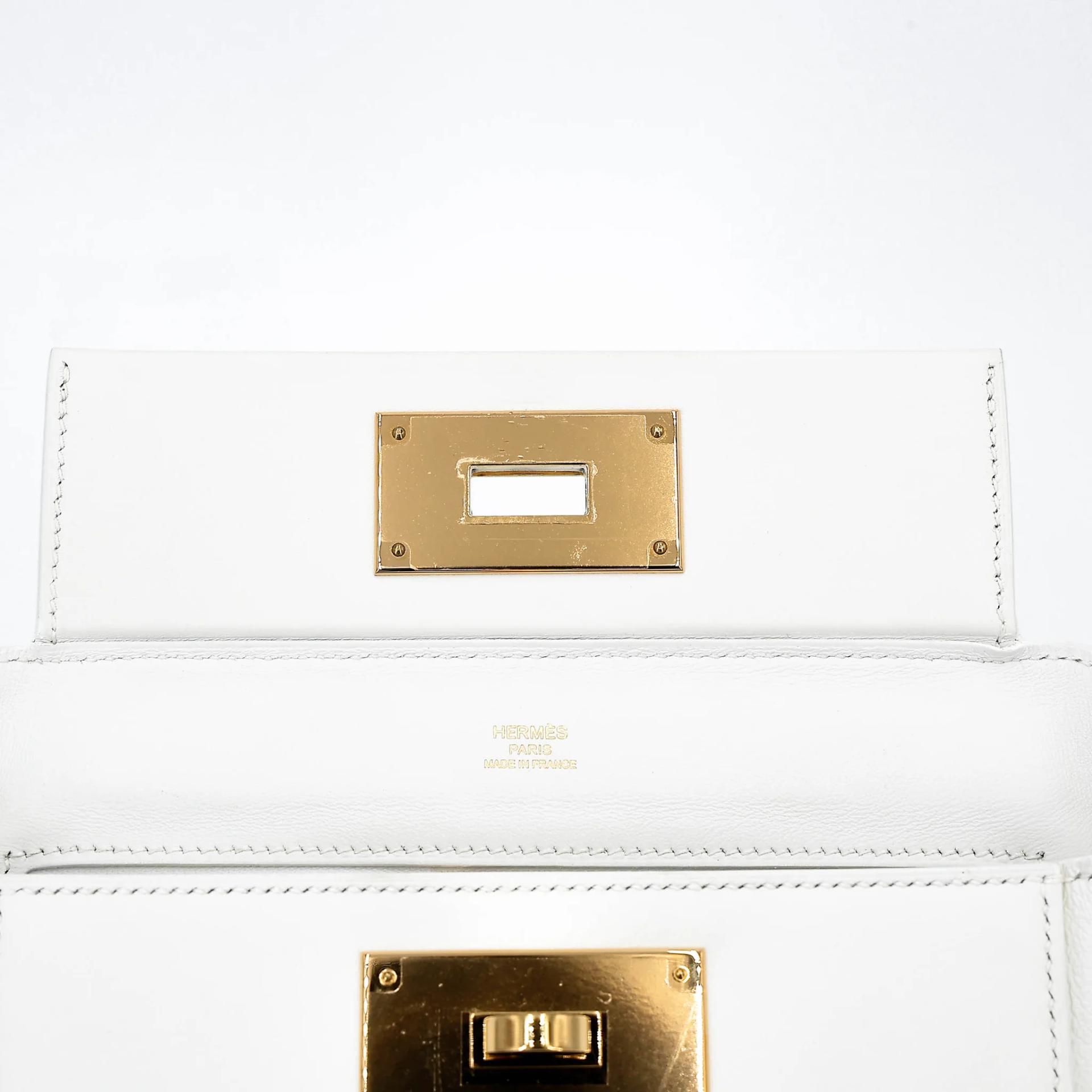 Very Good ( Rank A) HERMÈS 24/24 - 21 mini White (01) Evercolor Swift Gold hardware W (2024) - 16