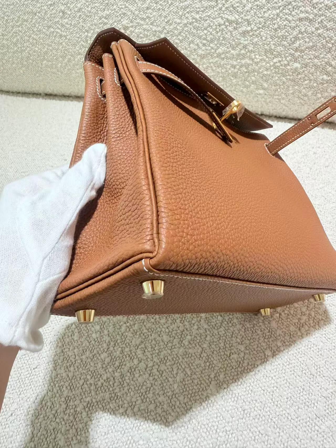 Unused ( Rank NS ) HERMÈS Kelly 25 Gold (37) Togo Gold hardware K (2025) - 12