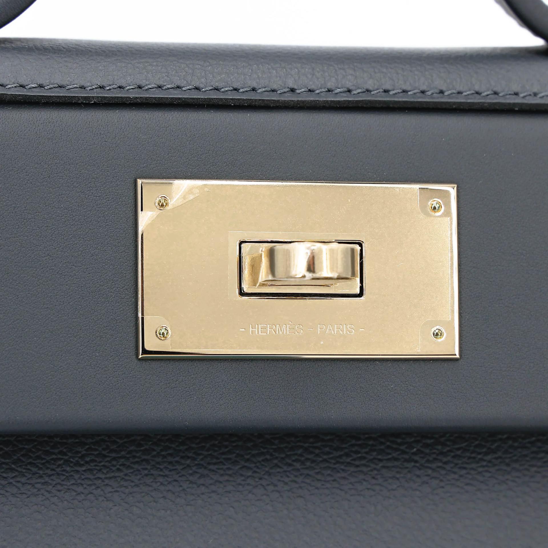 Unused ( Rank NS ) HERMÈS 24/24 - 21 mini Gris misty (H0) Evercolor Swift Permabrass hardware W (2024) - 8