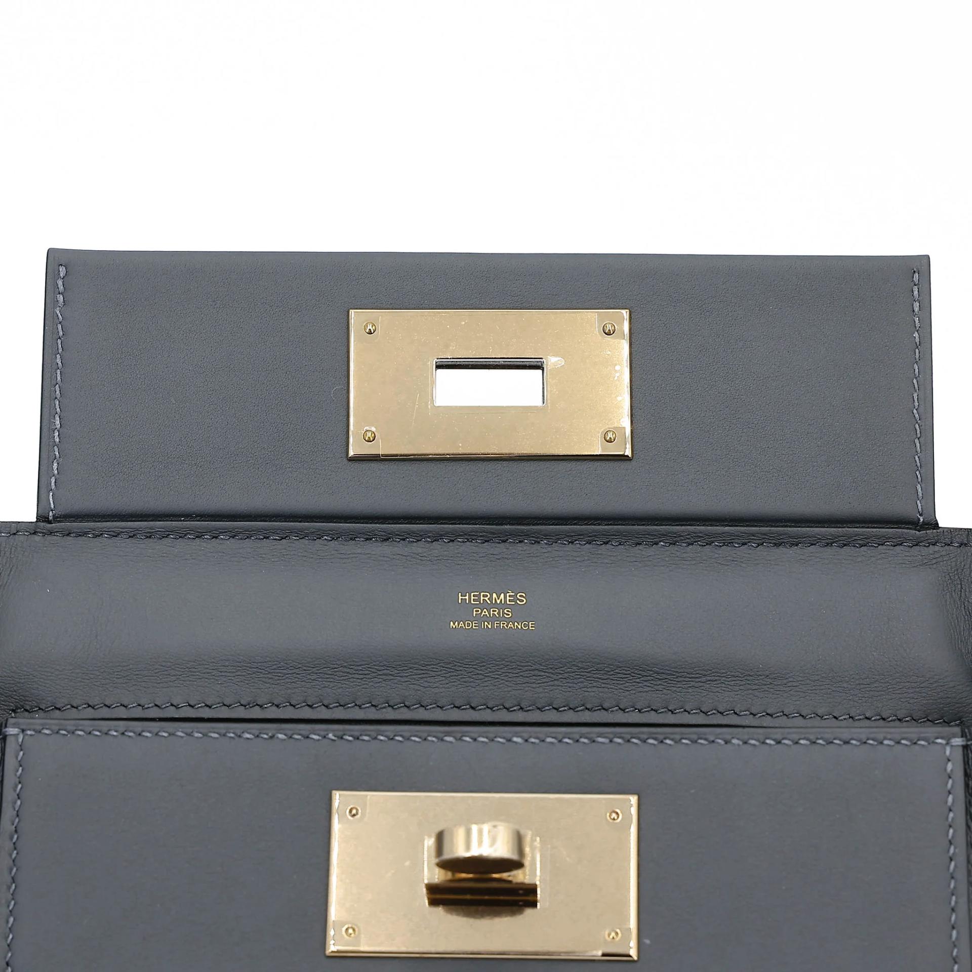 Unused ( Rank NS ) HERMÈS 24/24 - 21 mini Gris misty (H0) Evercolor Swift Permabrass hardware W (2024) - 11