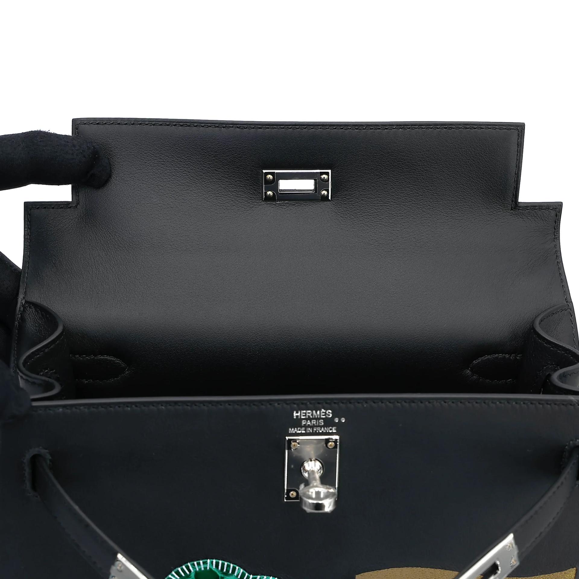 Brand New ( Rank N ) HERMÈS Limited Edition Kelly 25 Sellier Broderie Colla Noir (89) Bougainvillea (A5) Vert Emeraude (6Q) Tabac Camel (24) Beton (8L) Terre (4D) Swift Palladium hardware K (2025) - 12