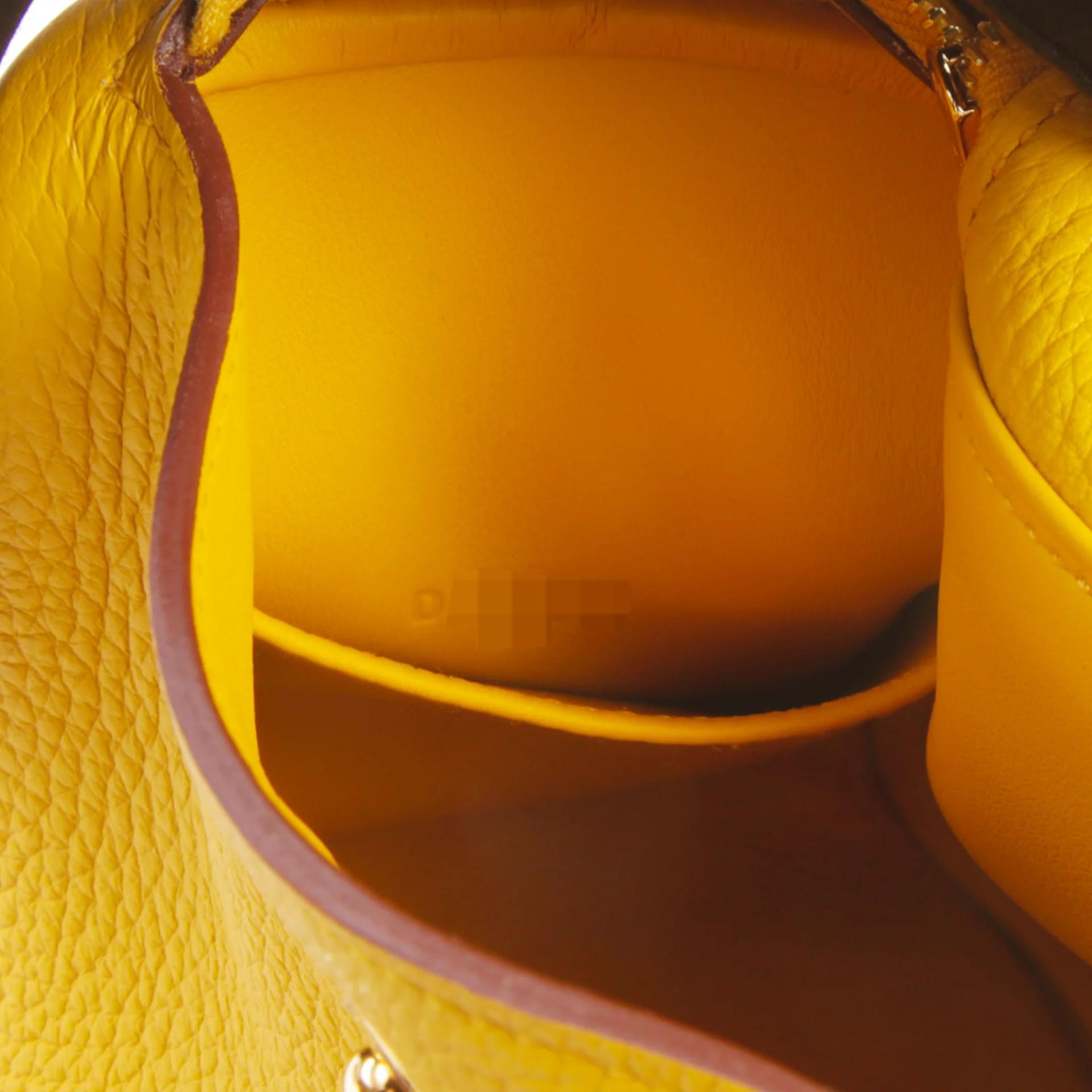 Excellent ( Rank SA ) HERMÈS Mini Lindy Jaune Ambre (9D) Clemence Gold hardware D (2019) - 10
