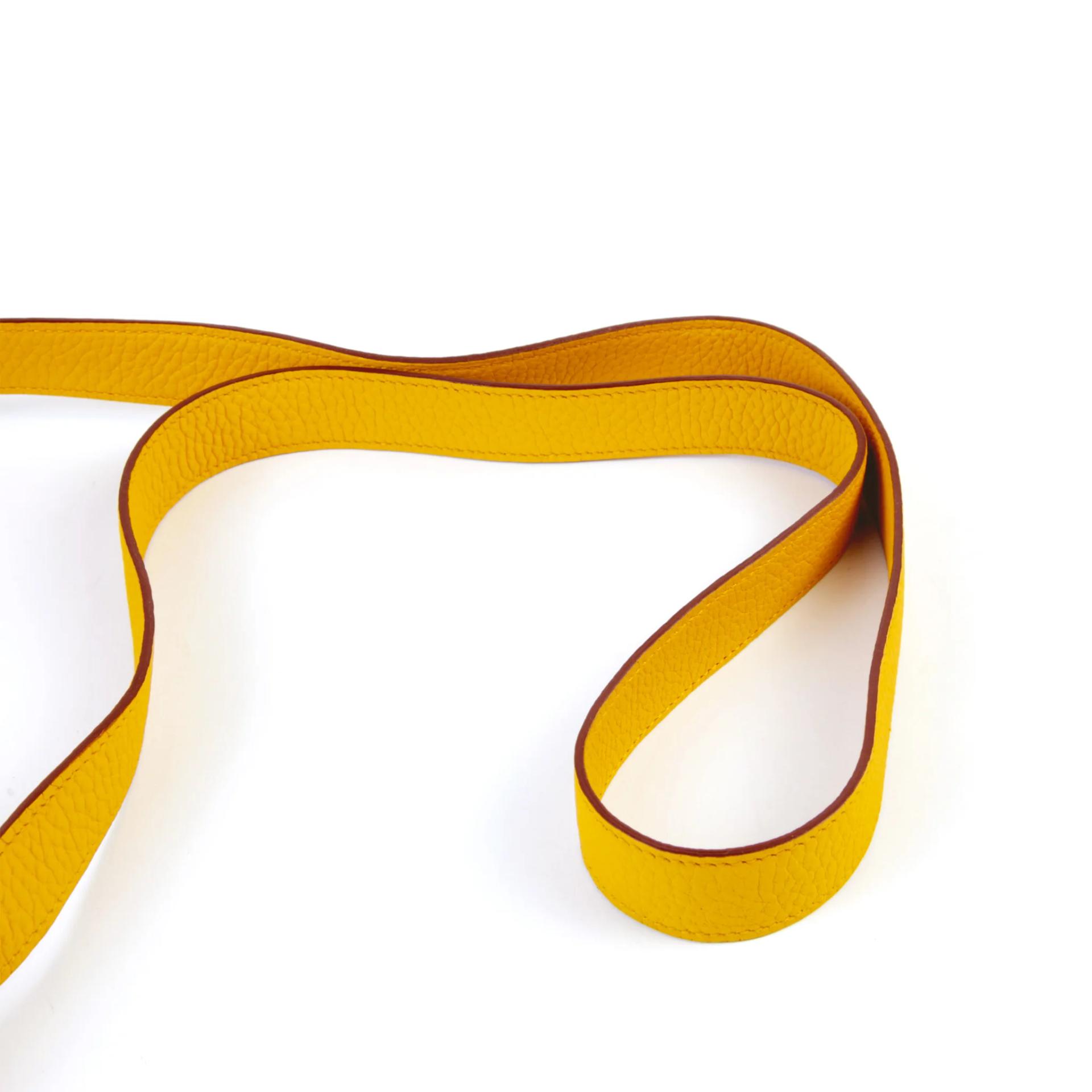 Excellent ( Rank SA ) HERMÈS Mini Lindy Jaune Ambre (9D) Clemence Gold hardware D (2019) - 3