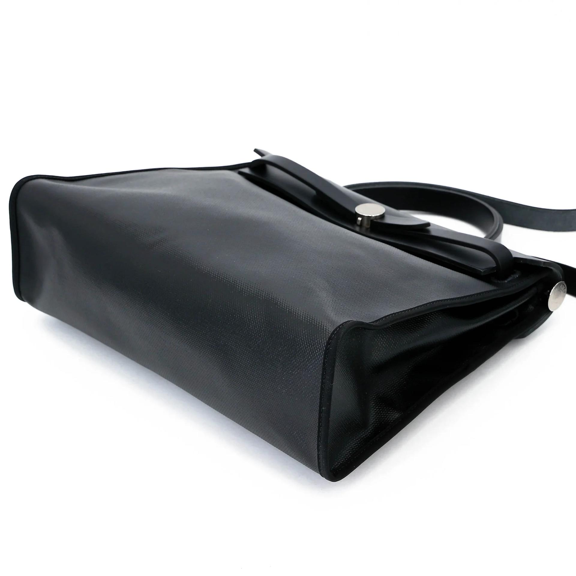 Excellent ( Rank SA ) HERMÈS Herbag PM Noir (89) Toile Berline canvas Vache Hunter Palladium hardware Z (2021) - 5