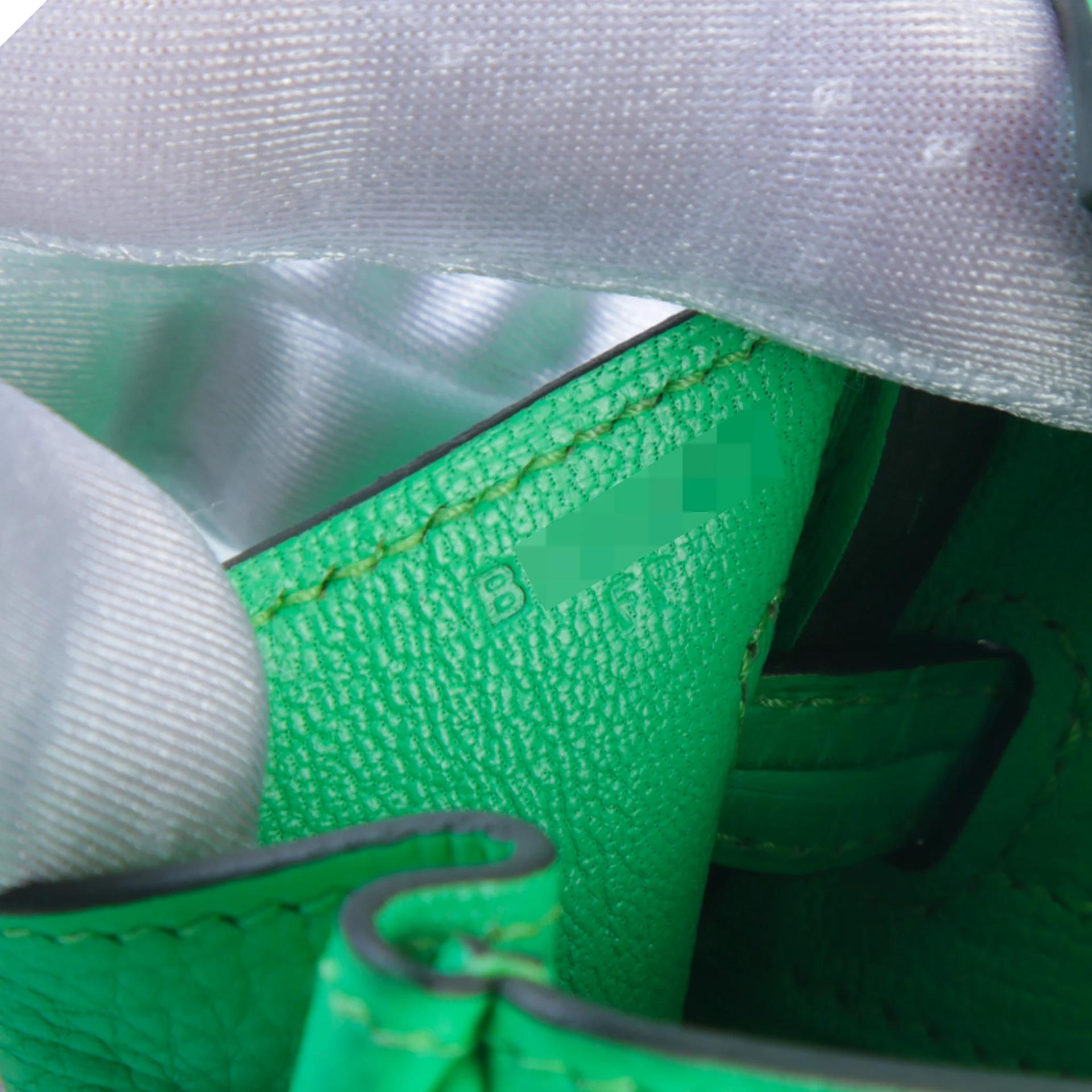 Unused ( Rank NS ) HERMÈS Birkin 25 Touch Vert Comics (0Z) Matte Alligator Togo Palladium hardware B (2023) - 13