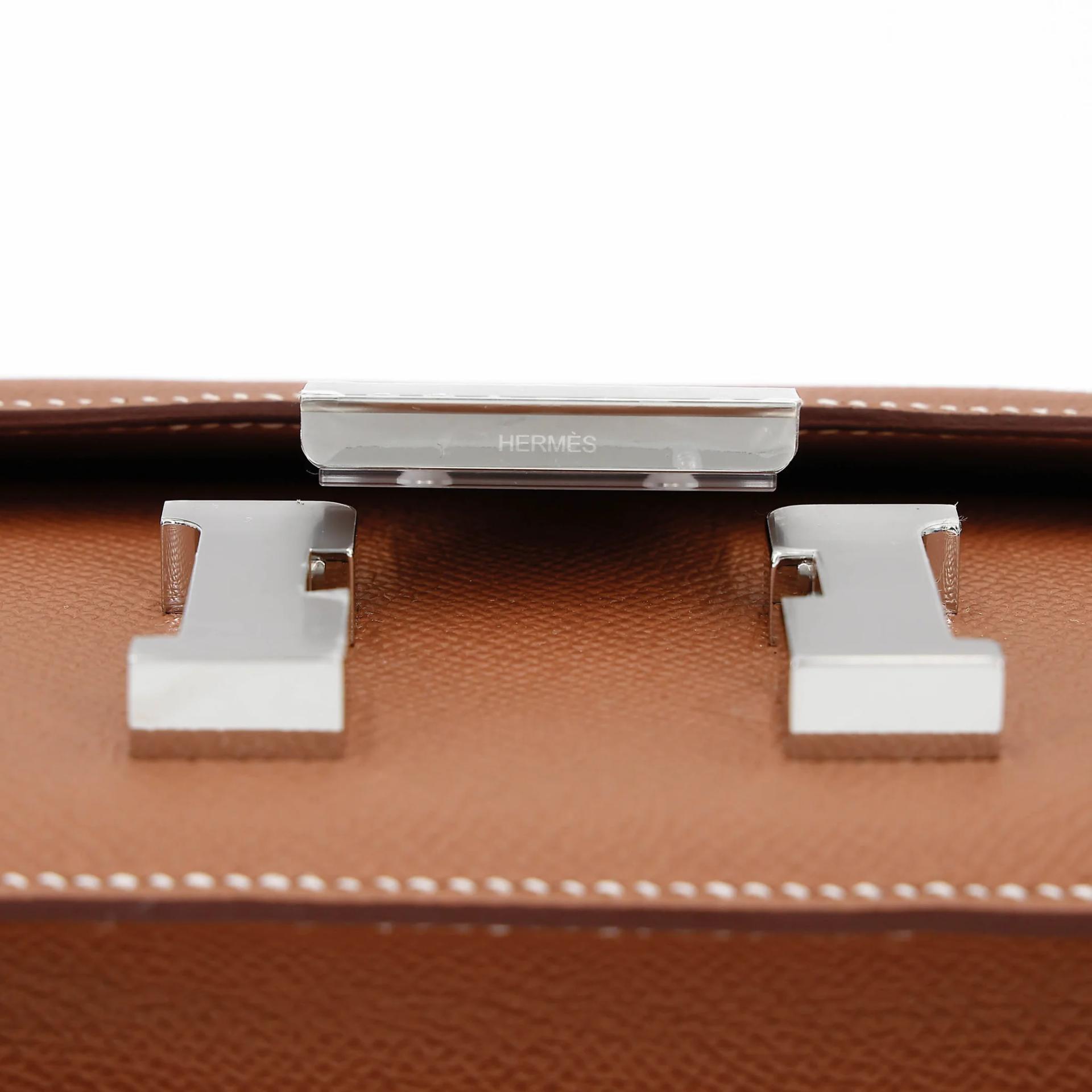 Brand New ( Rank N ) HERMÈS Constance Mini 19 Mirror Gold (37) Epsom Palladium hardware G (2026) - 9
