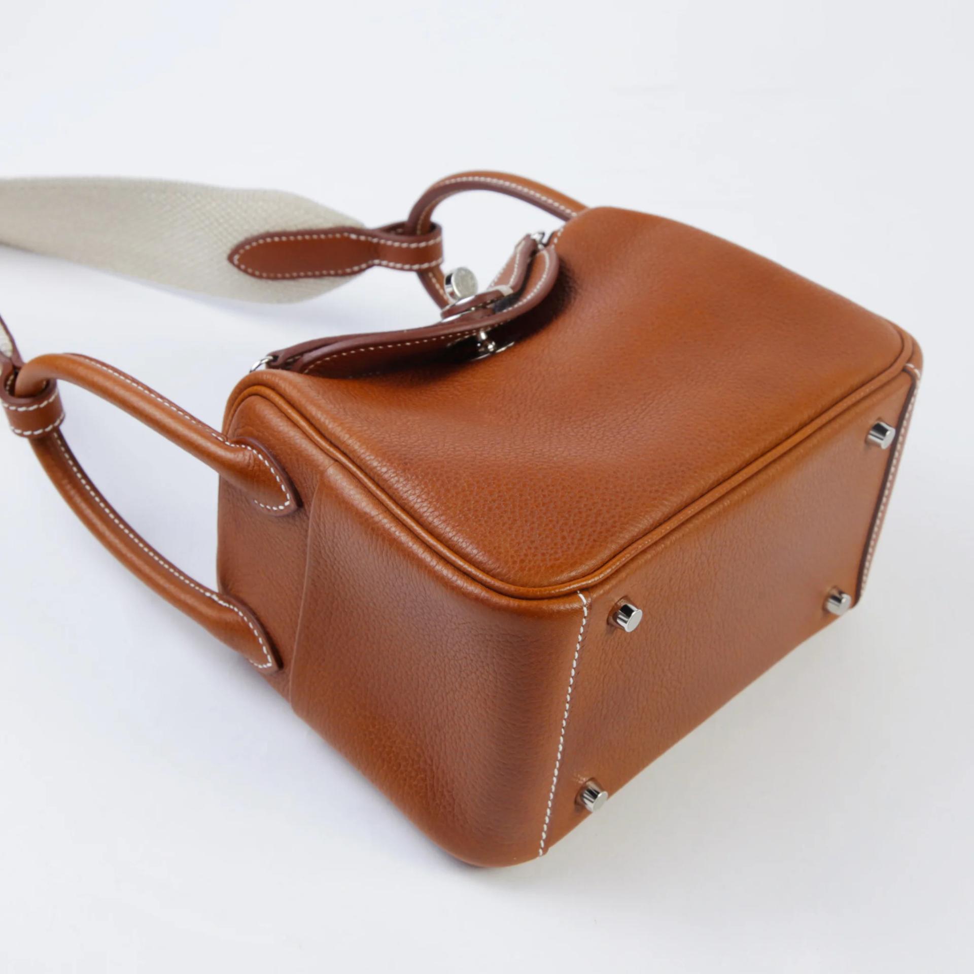 Unused ( Rank NS ) HERMÈS Mini Lindy II Fauve (34) Barenia Faubourg Palladium hardware K (2025) - 4
