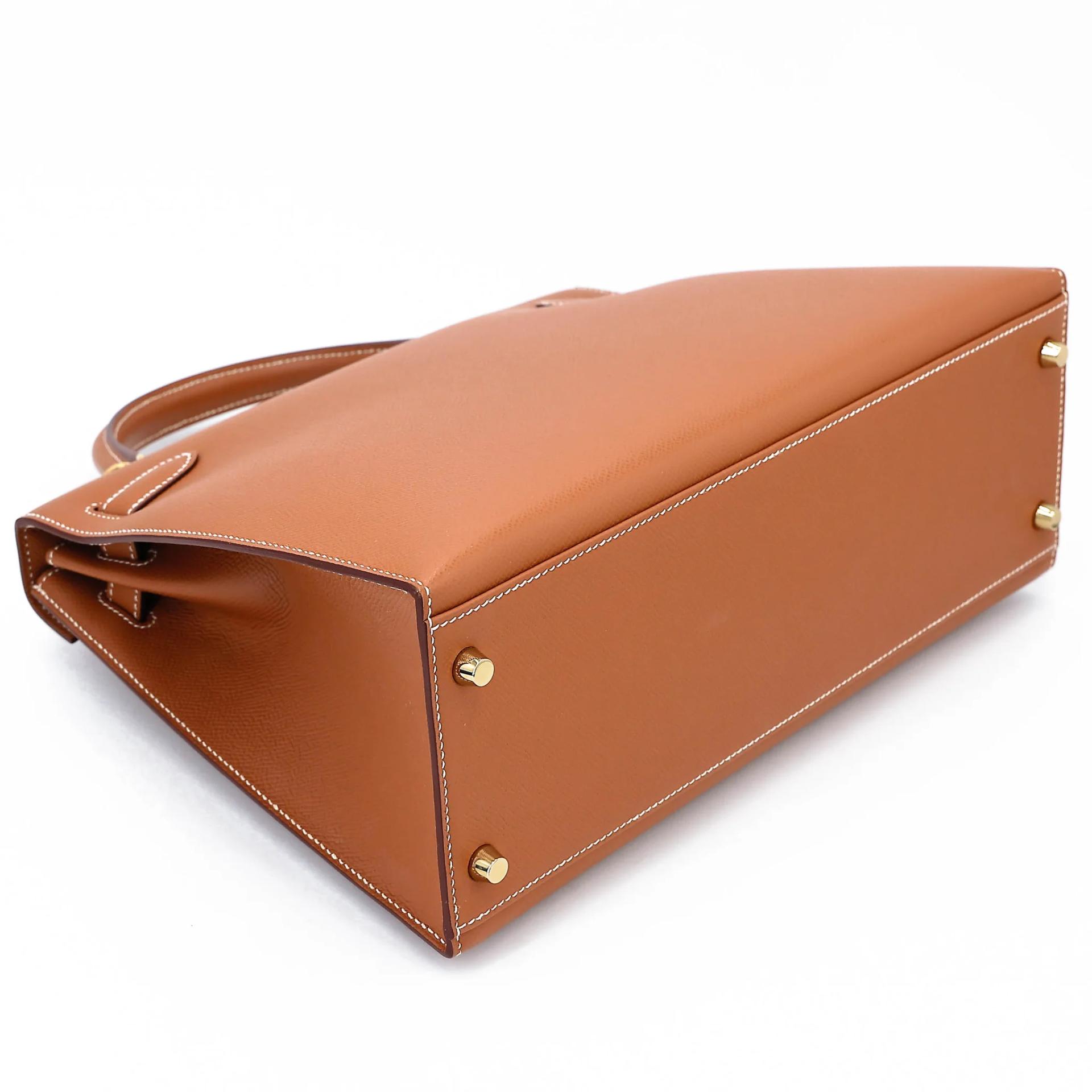 Very Good ( Rank A) HERMÈS Kelly 32 Sellier Gold (37) Epsom Gold hardware B (2023) - 7