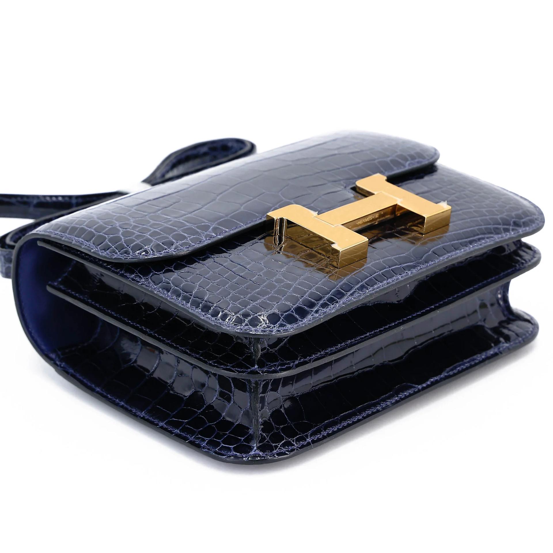 Excellent ( Rank SA ) HERMÈS Constance Mini Bleu Saphir (73) Shiny Alligator Gold hardware U (2022) - 5