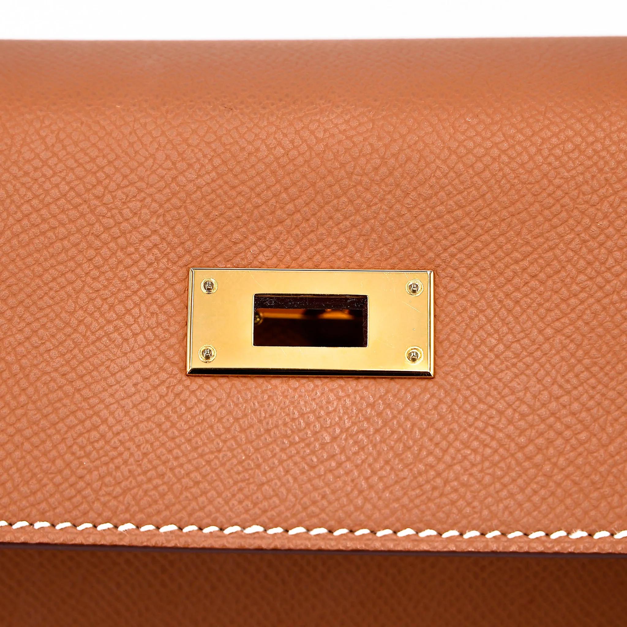 Very Good ( Rank A) HERMÈS Kelly 32 Sellier Gold (37) Epsom Gold hardware B (2023) - 15