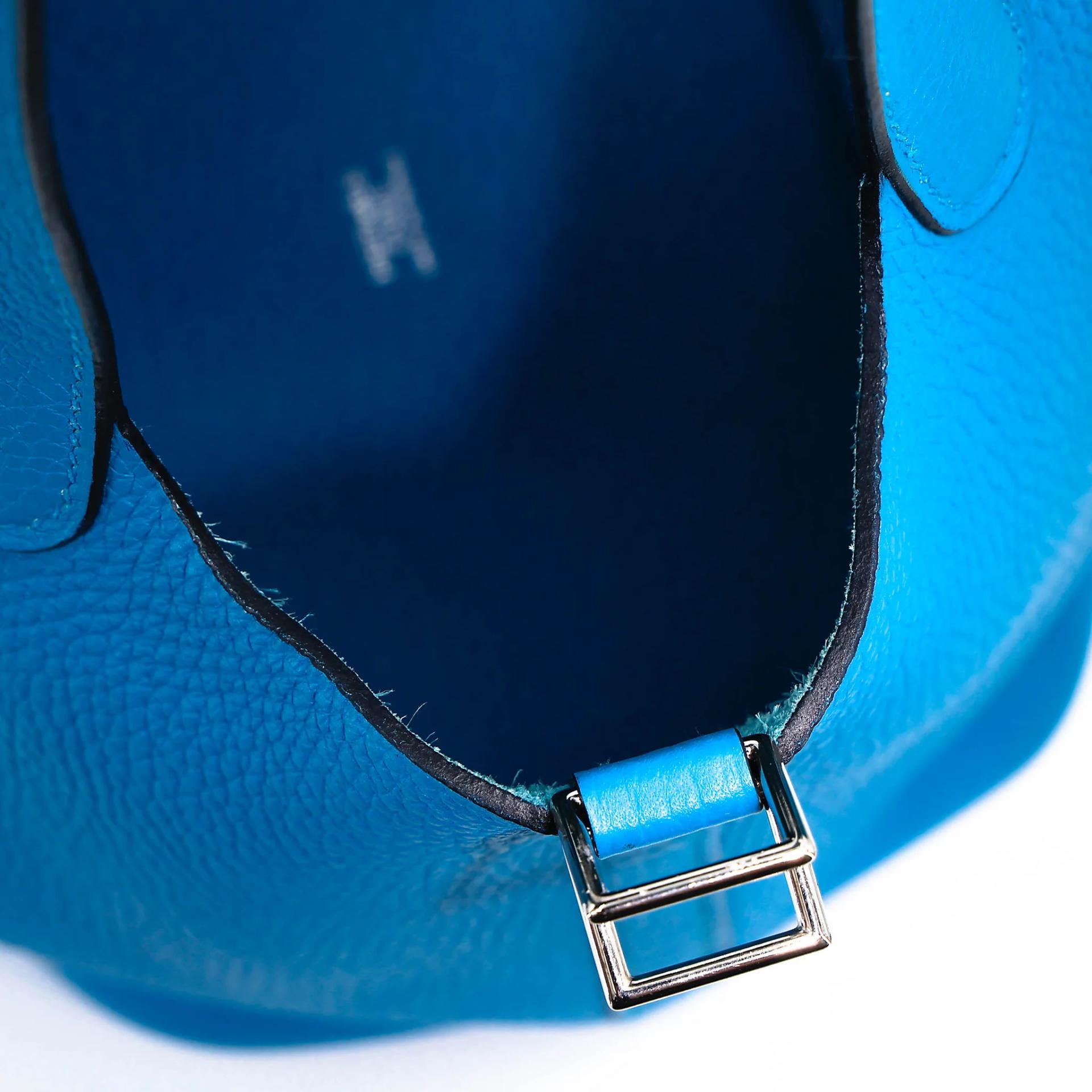 Very Good ( Rank A) HERMÈS Picotin Lock PM Bleu Frida (0F) Clemence Palladium hardware Y (2020) - 15