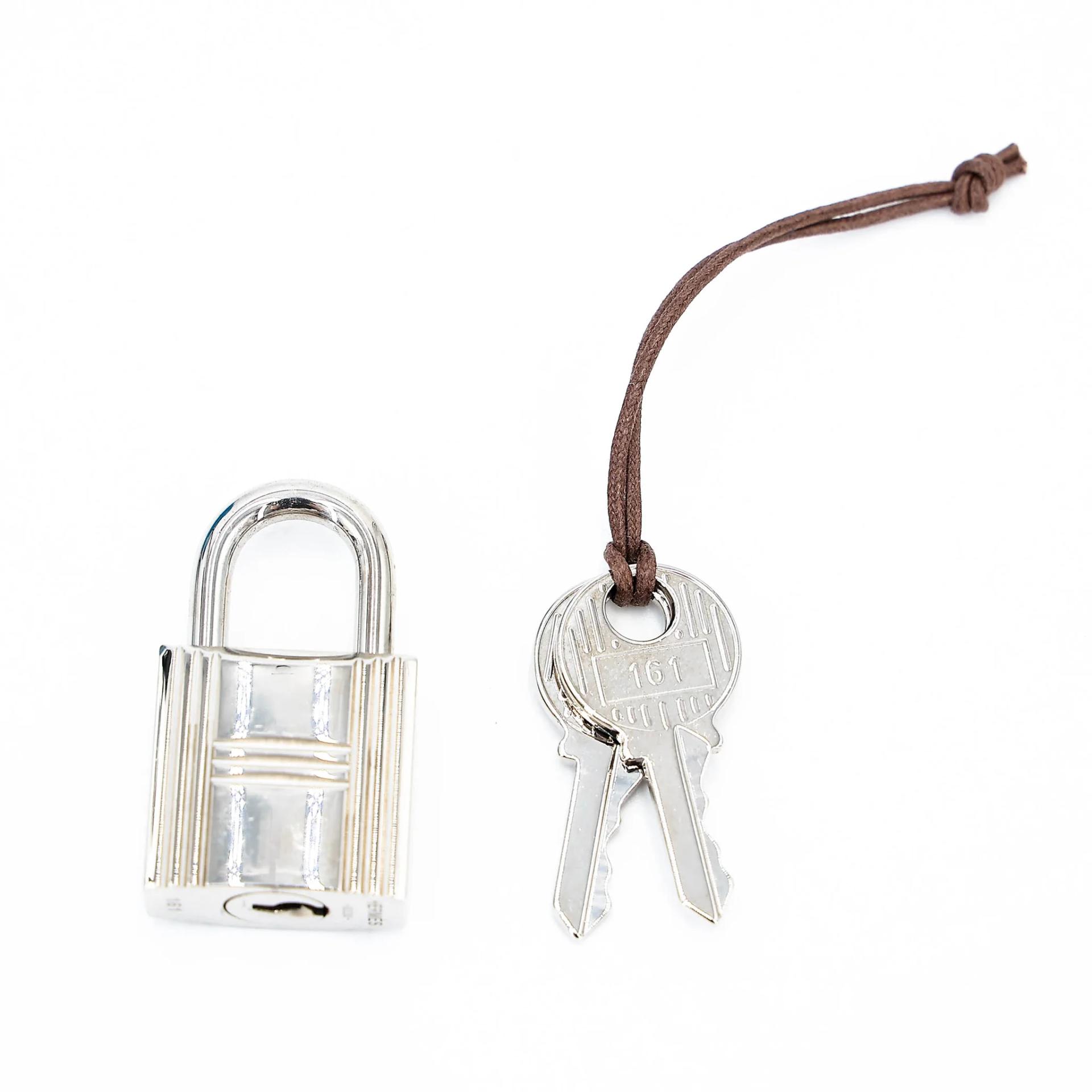 Very Good ( Rank A) HERMÈS Picotin Lock PM Bleu Frida (0F) Clemence Palladium hardware Y (2020) - 19
