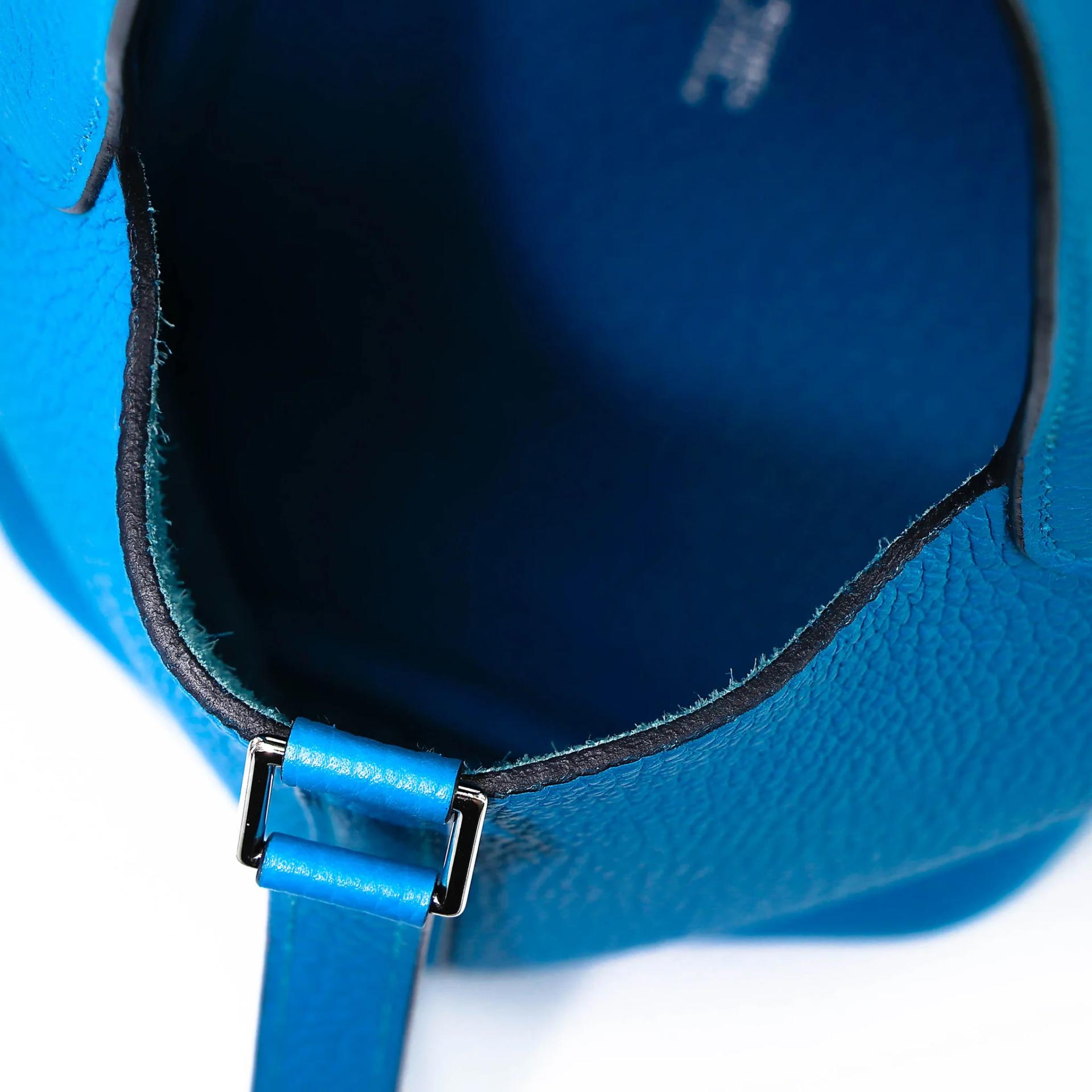 Very Good ( Rank A) HERMÈS Picotin Lock PM Bleu Frida (0F) Clemence Palladium hardware Y (2020) - 16