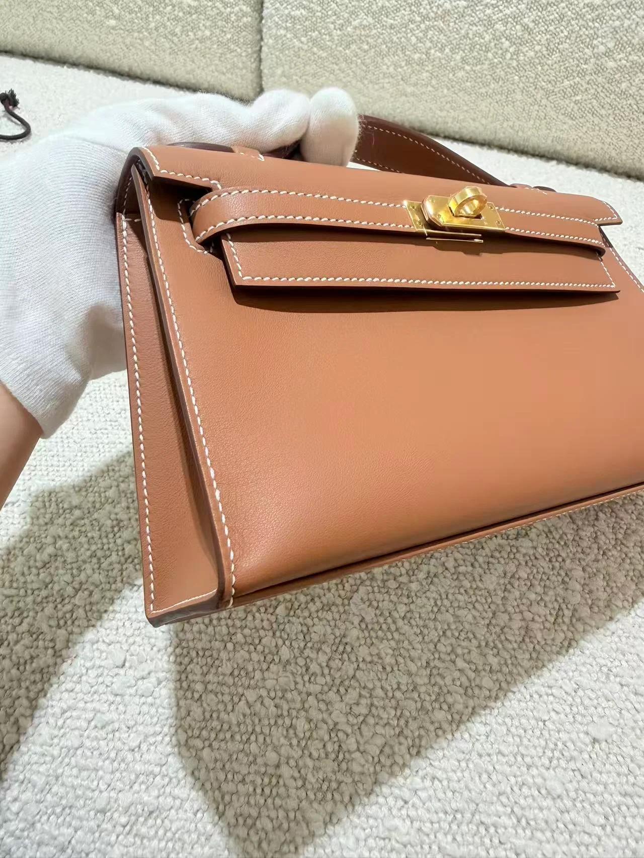 Brand New ( Rank N ) HERMÈS Kelly Pochette Gold (37) Swift Gold hardware G (2026) - 10