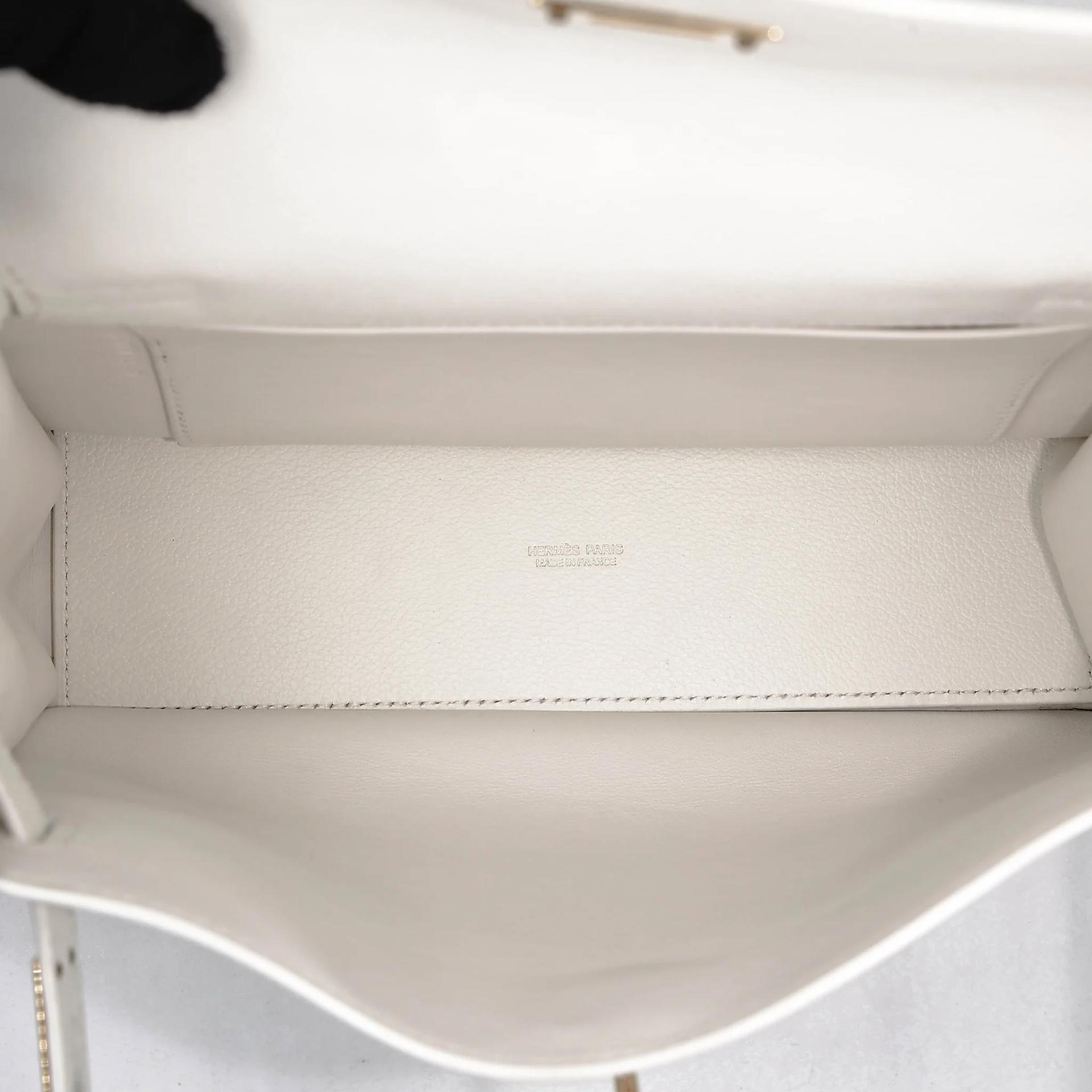 Very Good ( Rank A) HERMÈS Kelly Danse White (01) Evercolor Gold hardware U (2022) - 32