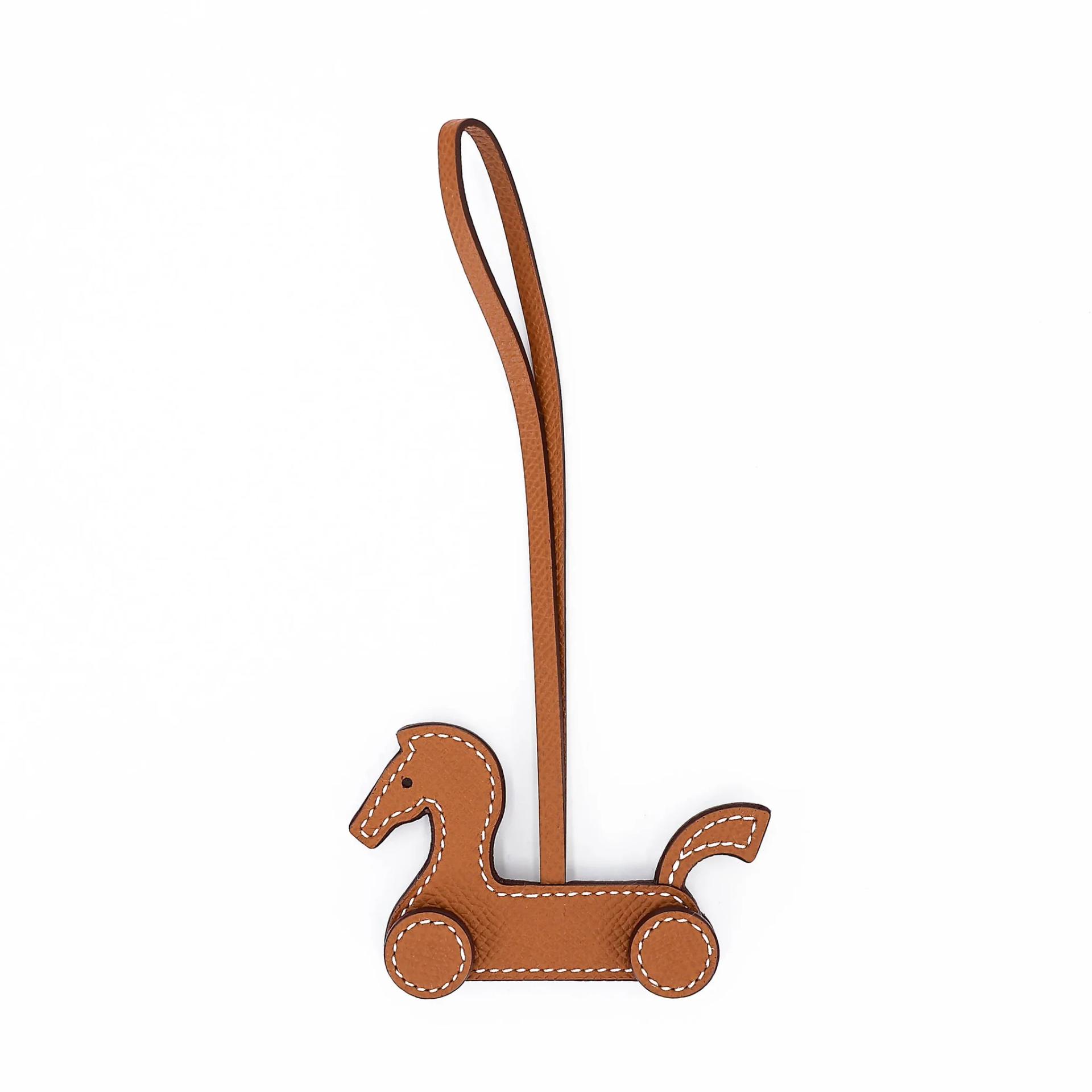 Brand New ( Rank N ) HERMÈS Cheval a Roulettes Charm Gold (37) Epsom G (2026) - 1