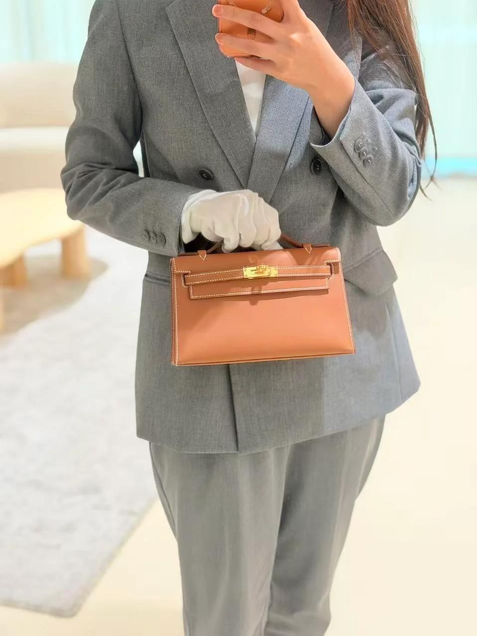 Brand New ( Rank N ) HERMÈS Kelly Pochette Gold (37) Swift Gold hardware G (2026) - 5