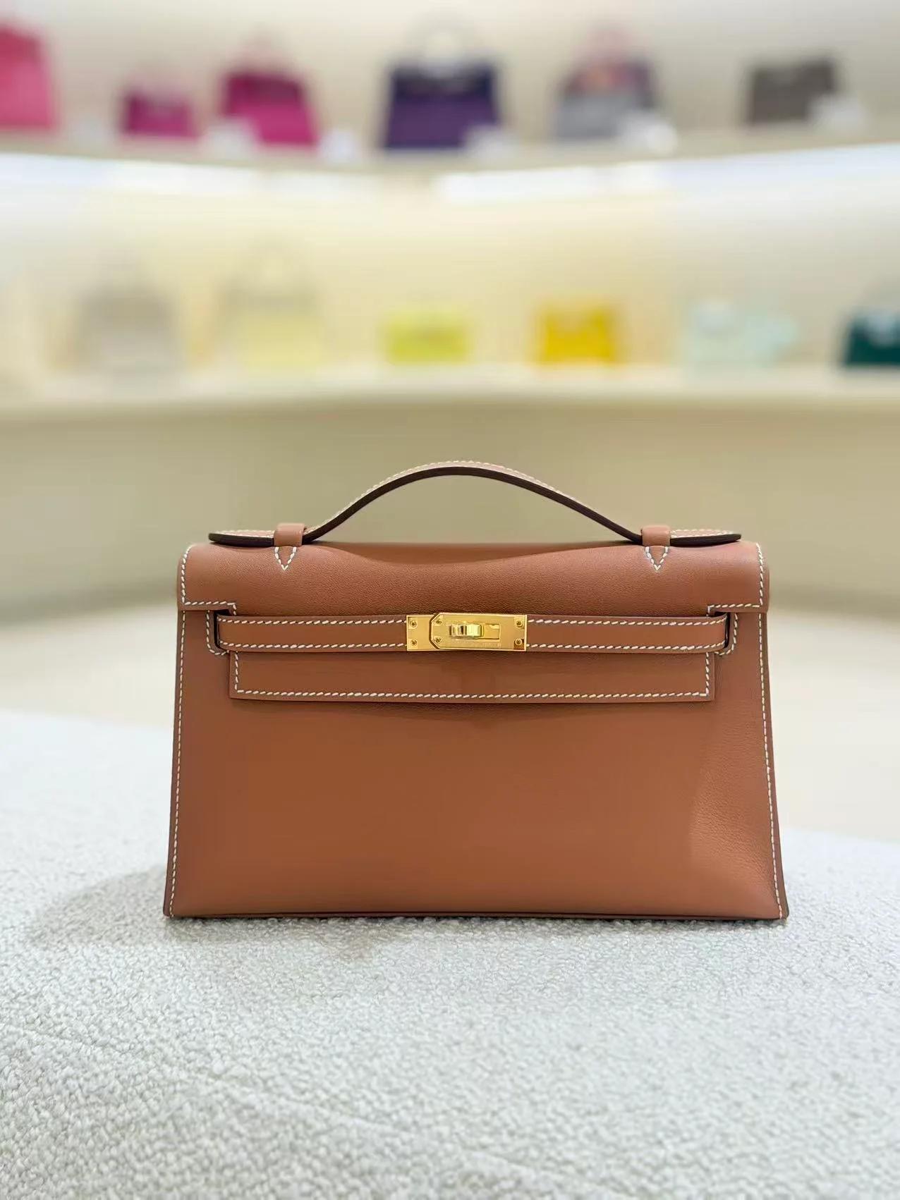 Brand New ( Rank N ) HERMÈS Kelly Pochette Gold (37) Swift Gold hardware G (2026) - 4