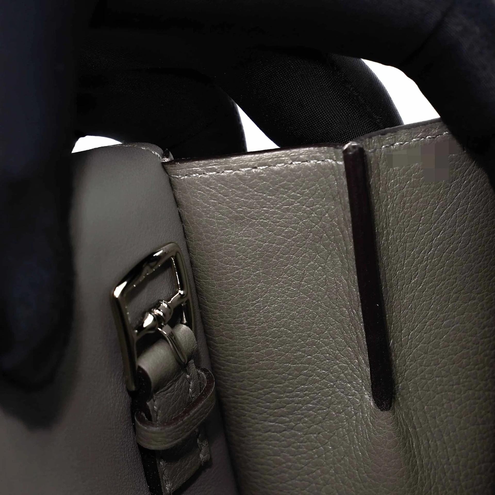 Unused ( Rank NS ) HERMÈS Halzan 25 Gris Meyer (0L) Evercolor Palladium hardware U (2022) - 17