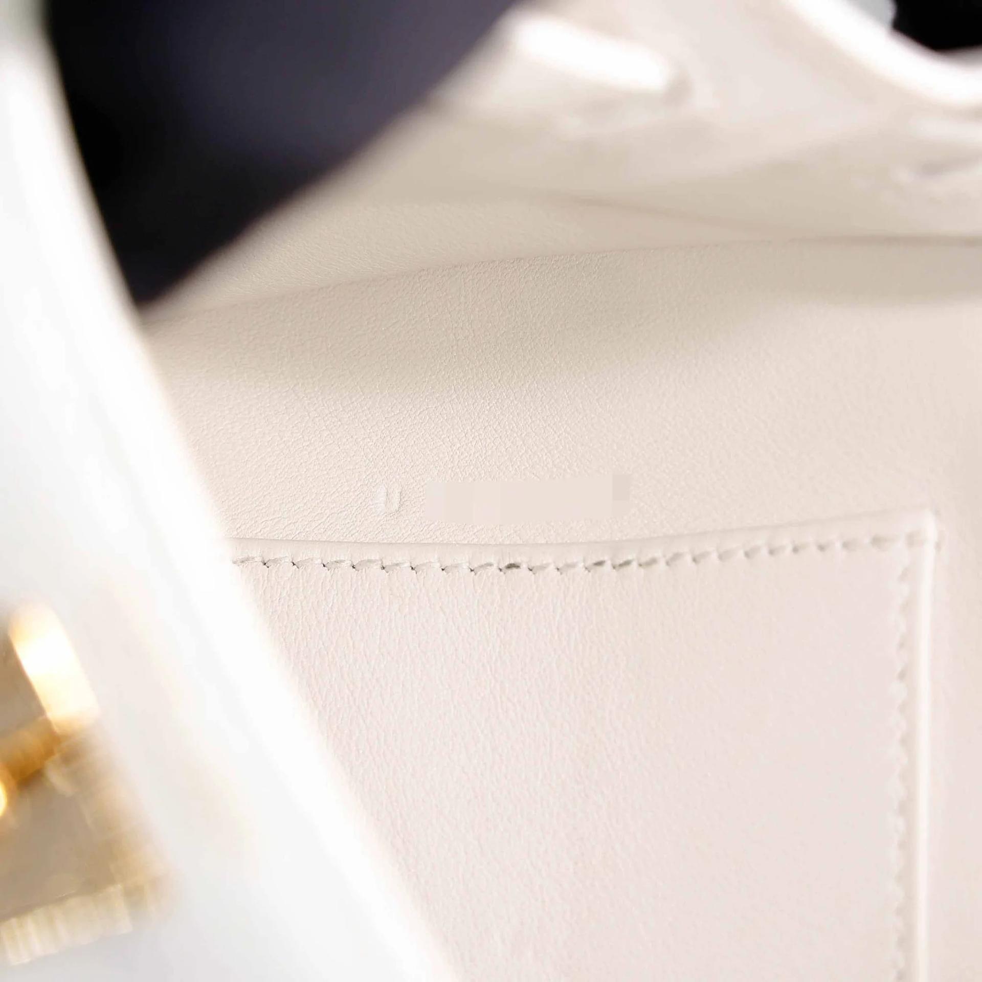 Very Good ( Rank A) HERMÈS Kelly Danse White (01) Evercolor Gold hardware U (2022) - 28