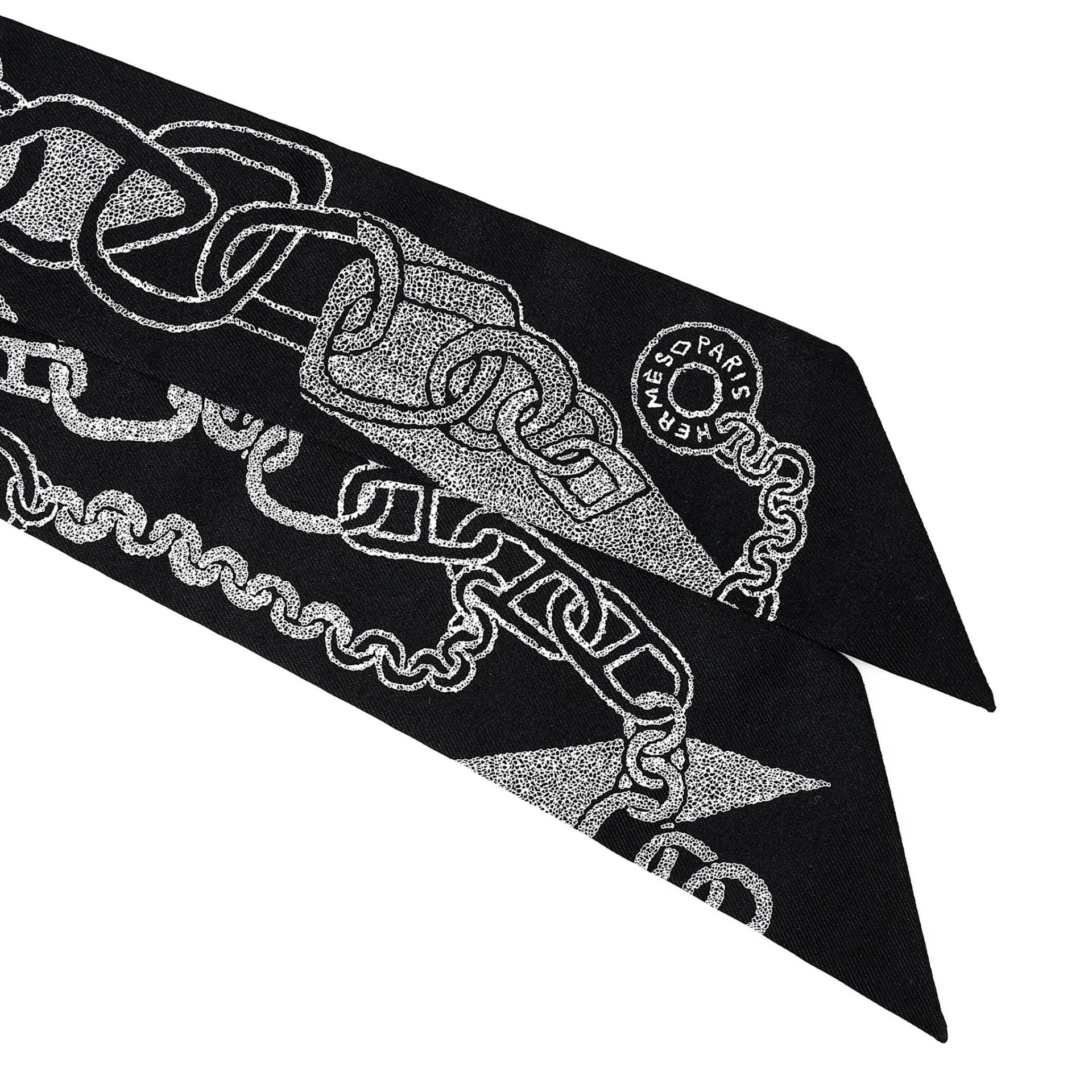 Brand New ( Rank N ) HERMÈS Twilly Boucles et Maillons Black Silk - 4